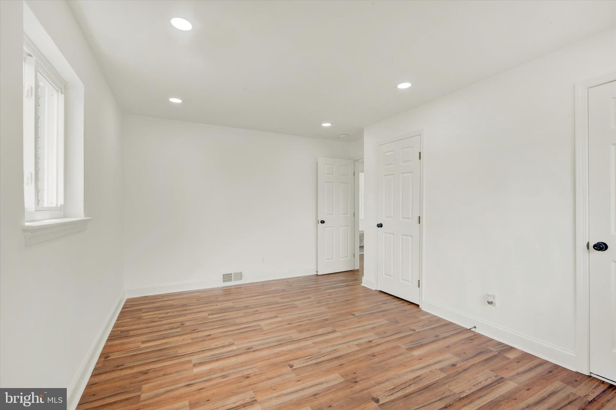 SPRINGFIELD - Residential