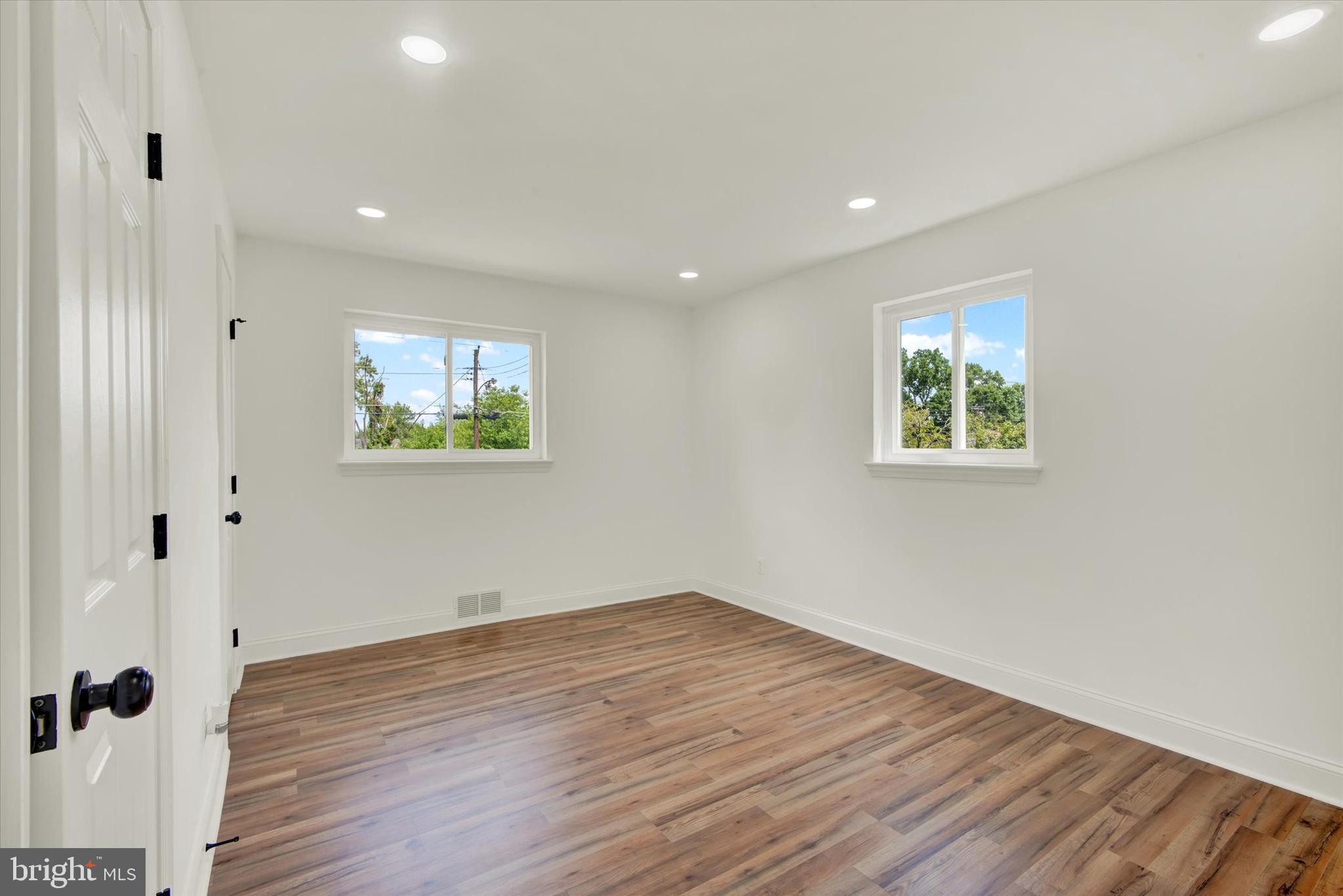 SPRINGFIELD - Residential