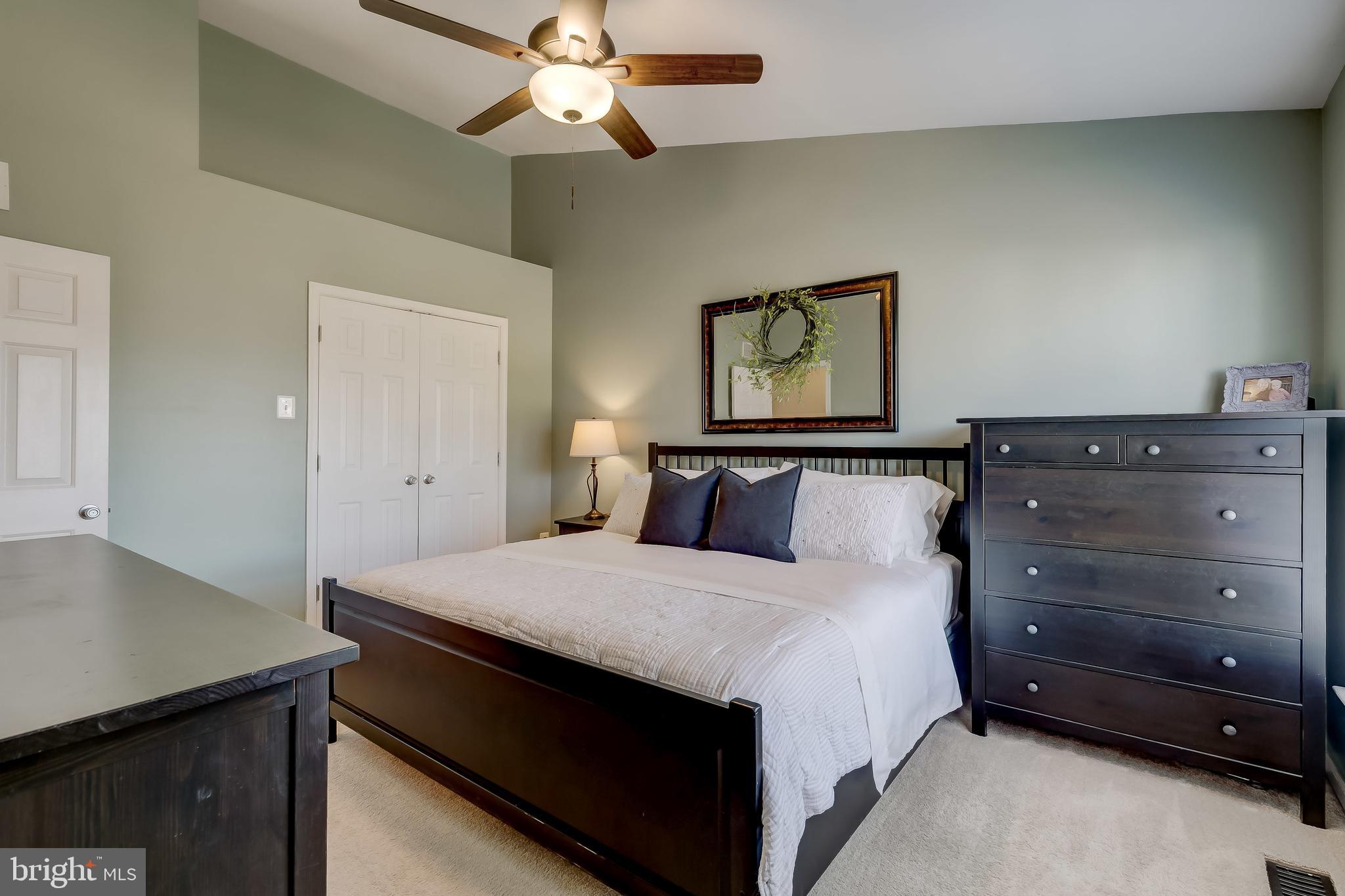 BELLE MANOR - Residential