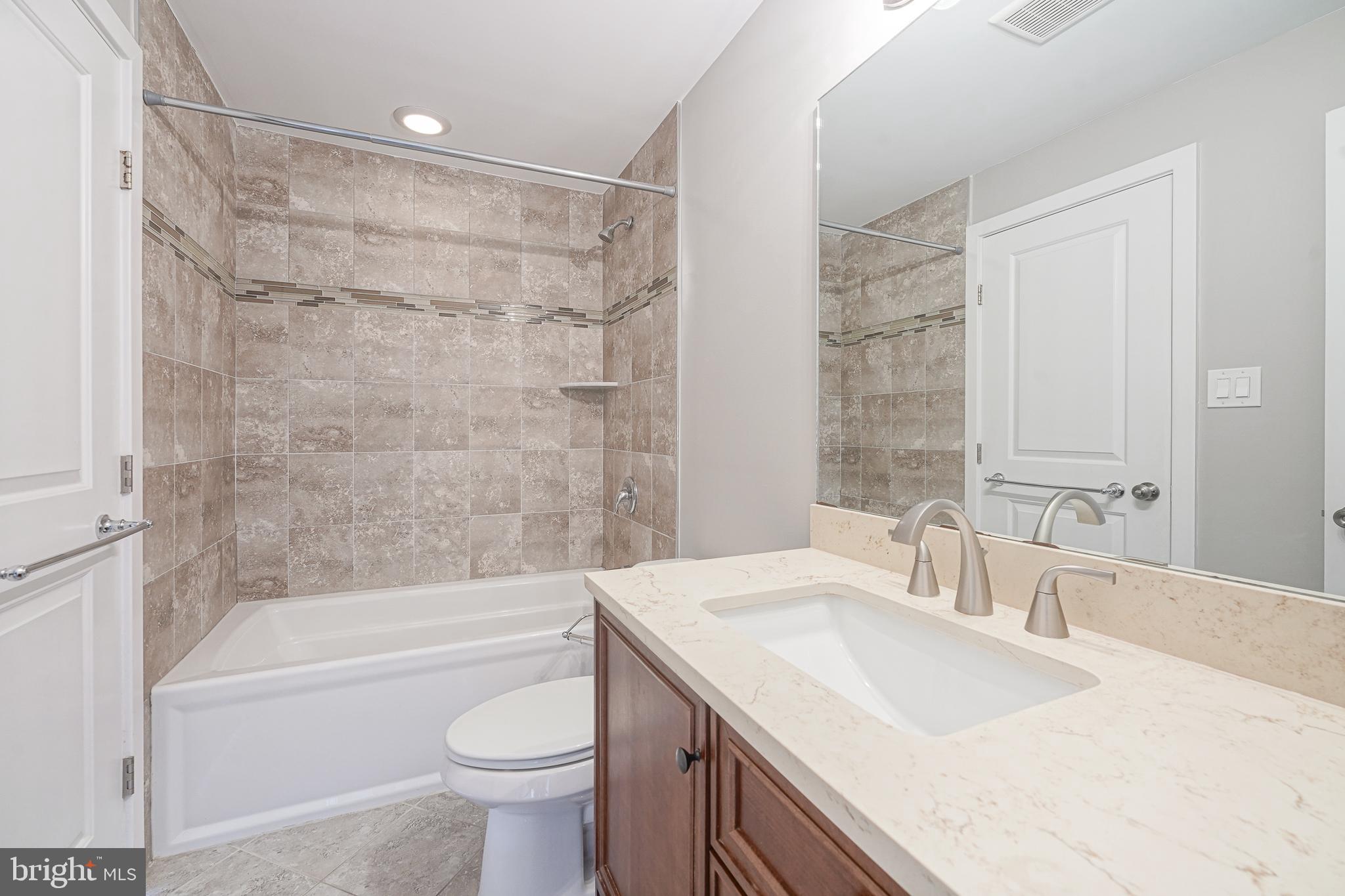 NORTHERN LIBERTIES - Residential Lease