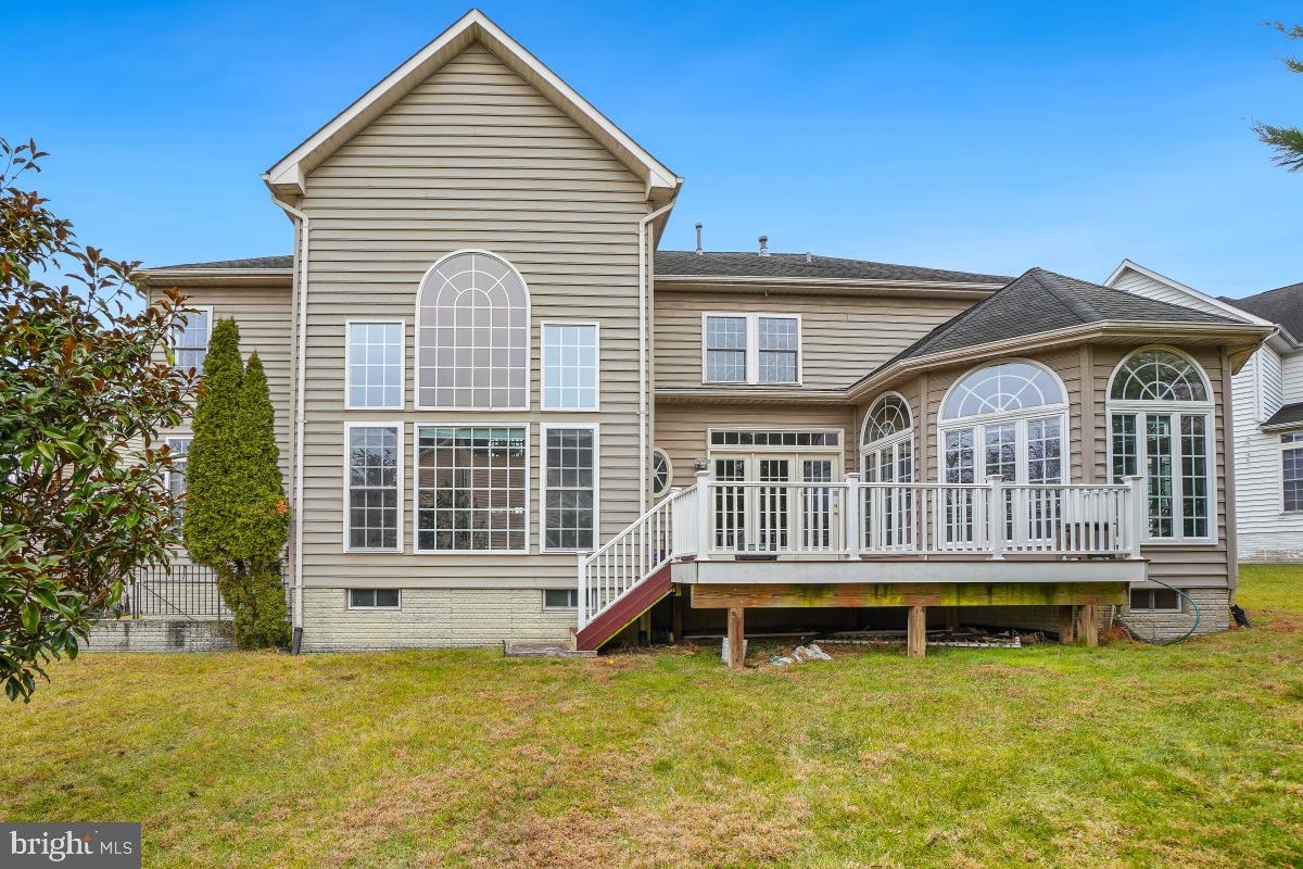 THE VILLAGES AT WELLINGTON - Residential