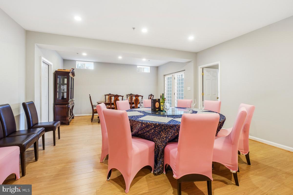 THE VILLAGES AT WELLINGTON - Residential