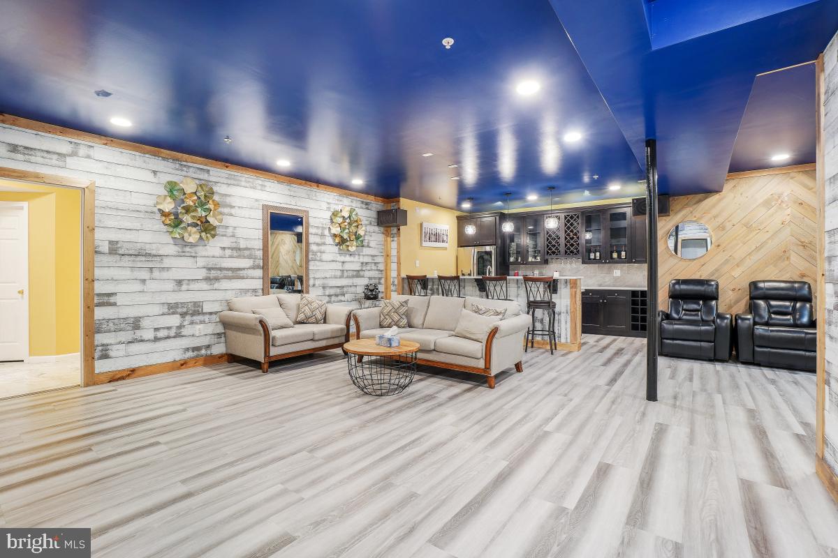 THE VILLAGES AT WELLINGTON - Residential