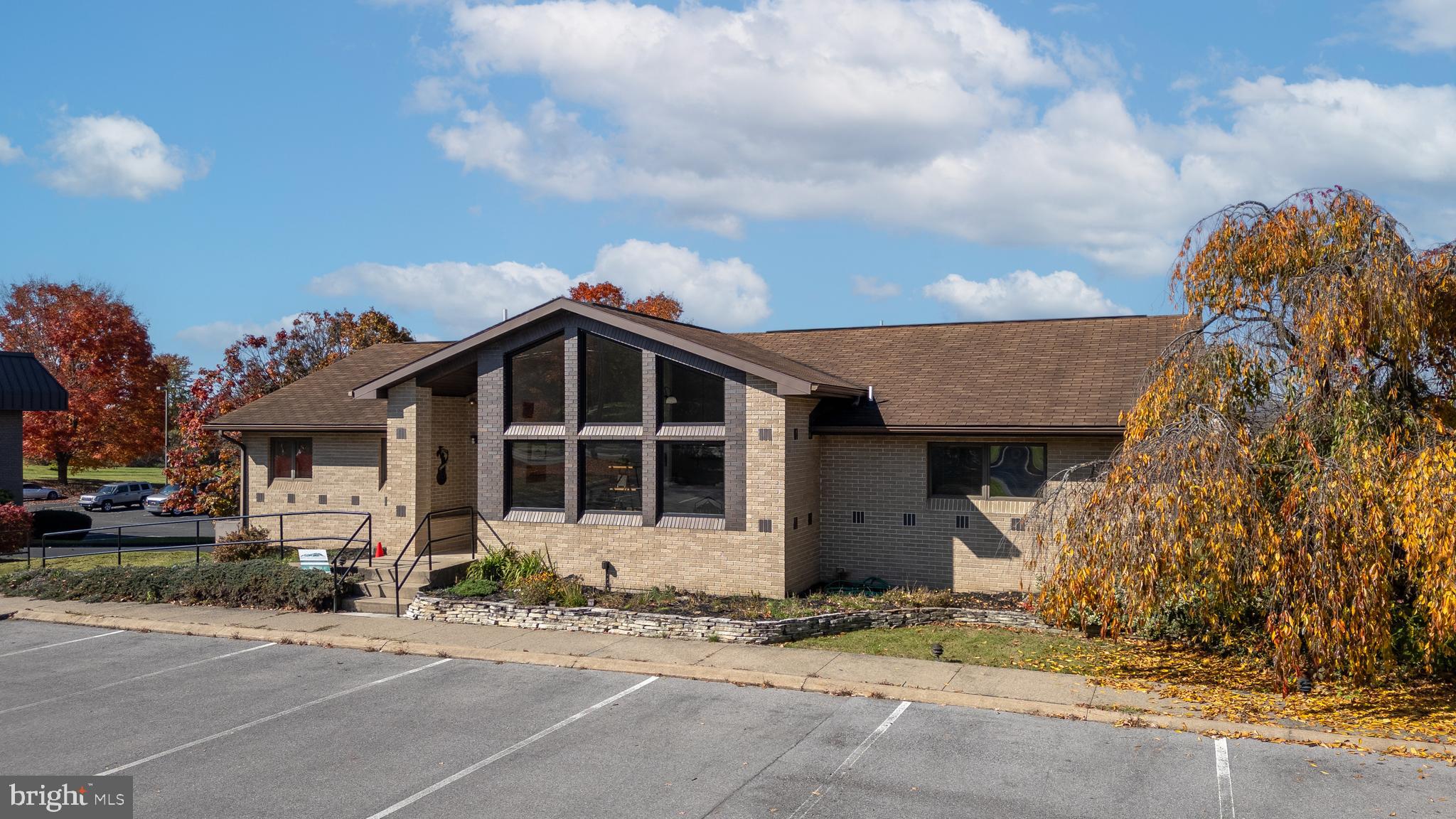 901 BENNER PIKE