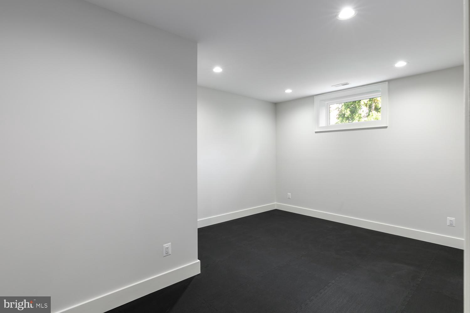 FRANKLIN PARK - Residential