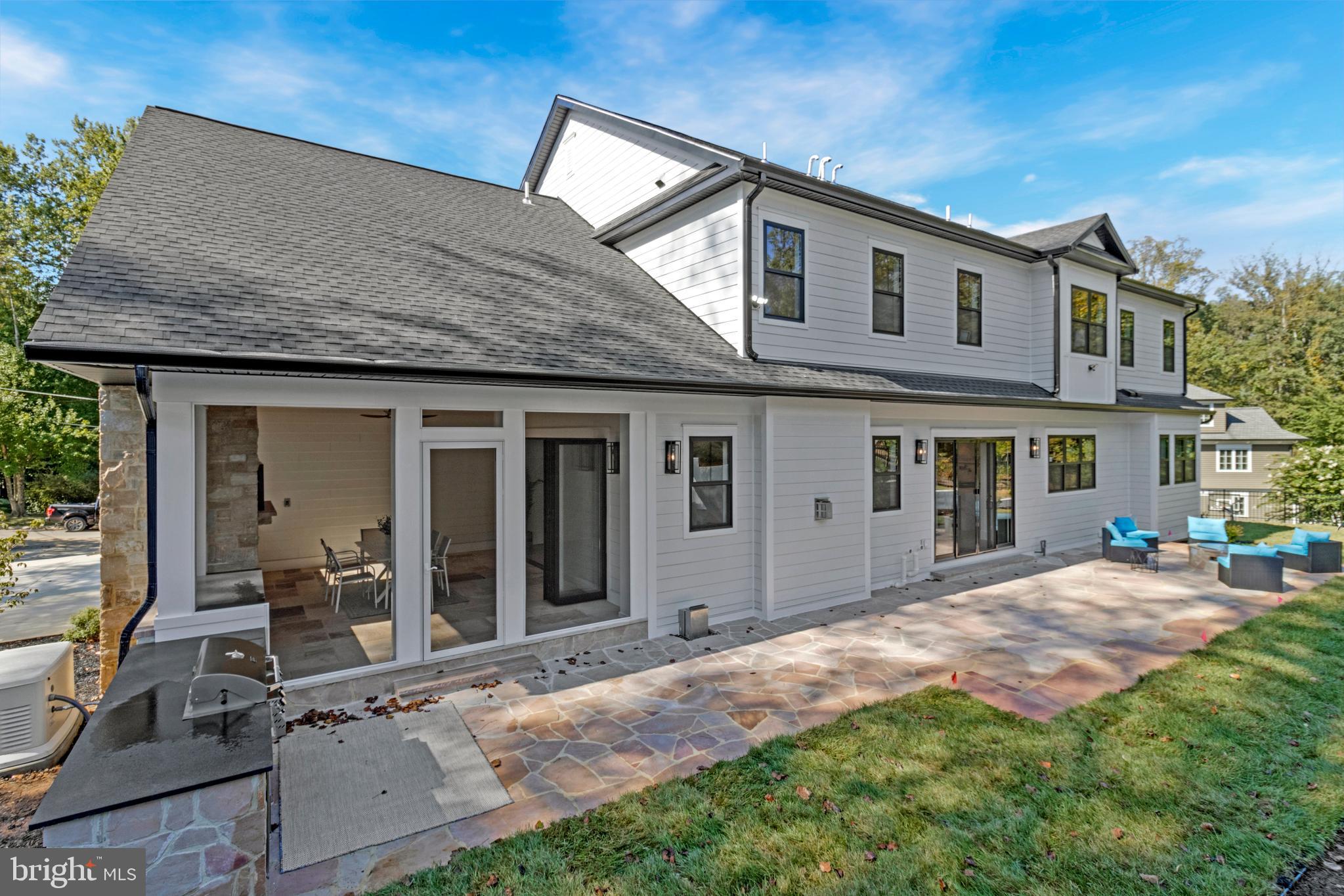 BRADLEY HILLS - Residential