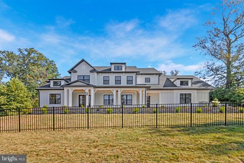 6611 LYBROOK COURT BETHESDA MD 20817