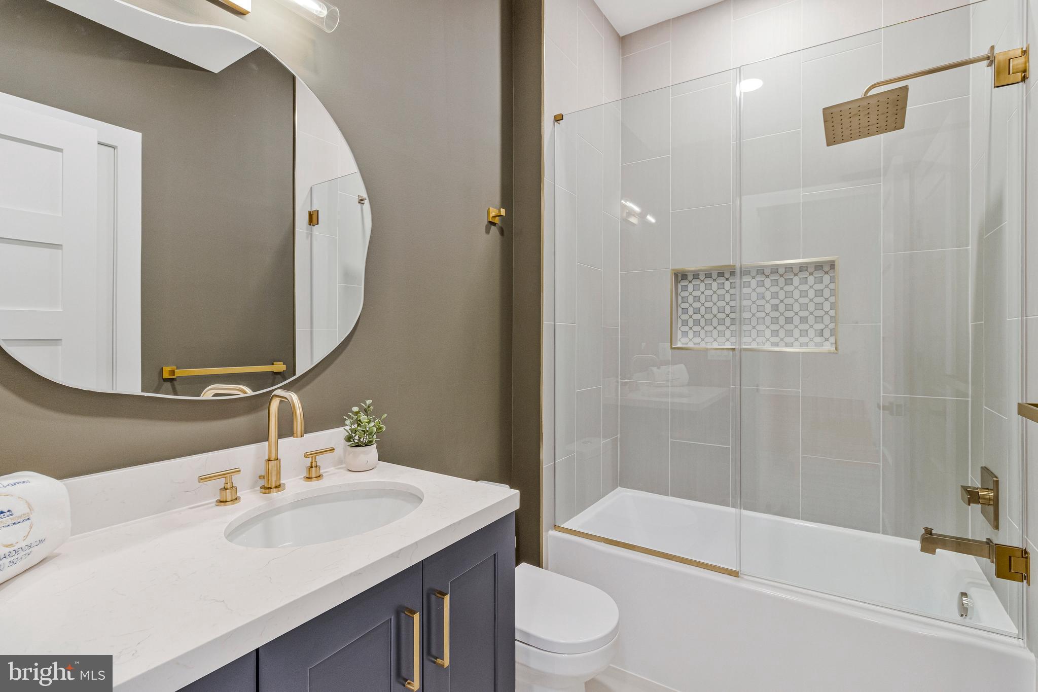 BRADLEY HILLS - Residential