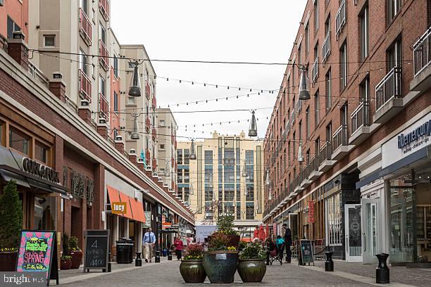 BRADLEY HILLS - Residential