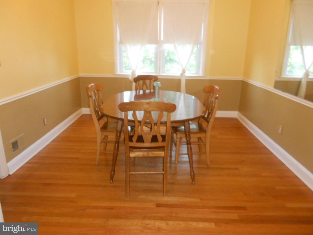 EDNOR GARDENS HISTORIC DISTRICT - Residential Lease