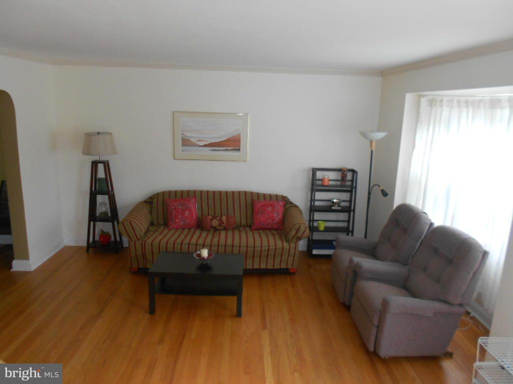 EDNOR GARDENS HISTORIC DISTRICT - Residential Lease