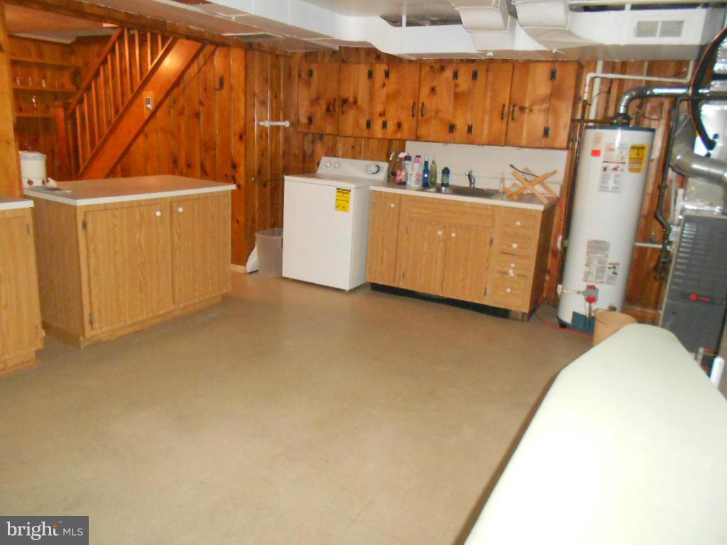 EDNOR GARDENS HISTORIC DISTRICT - Residential Lease