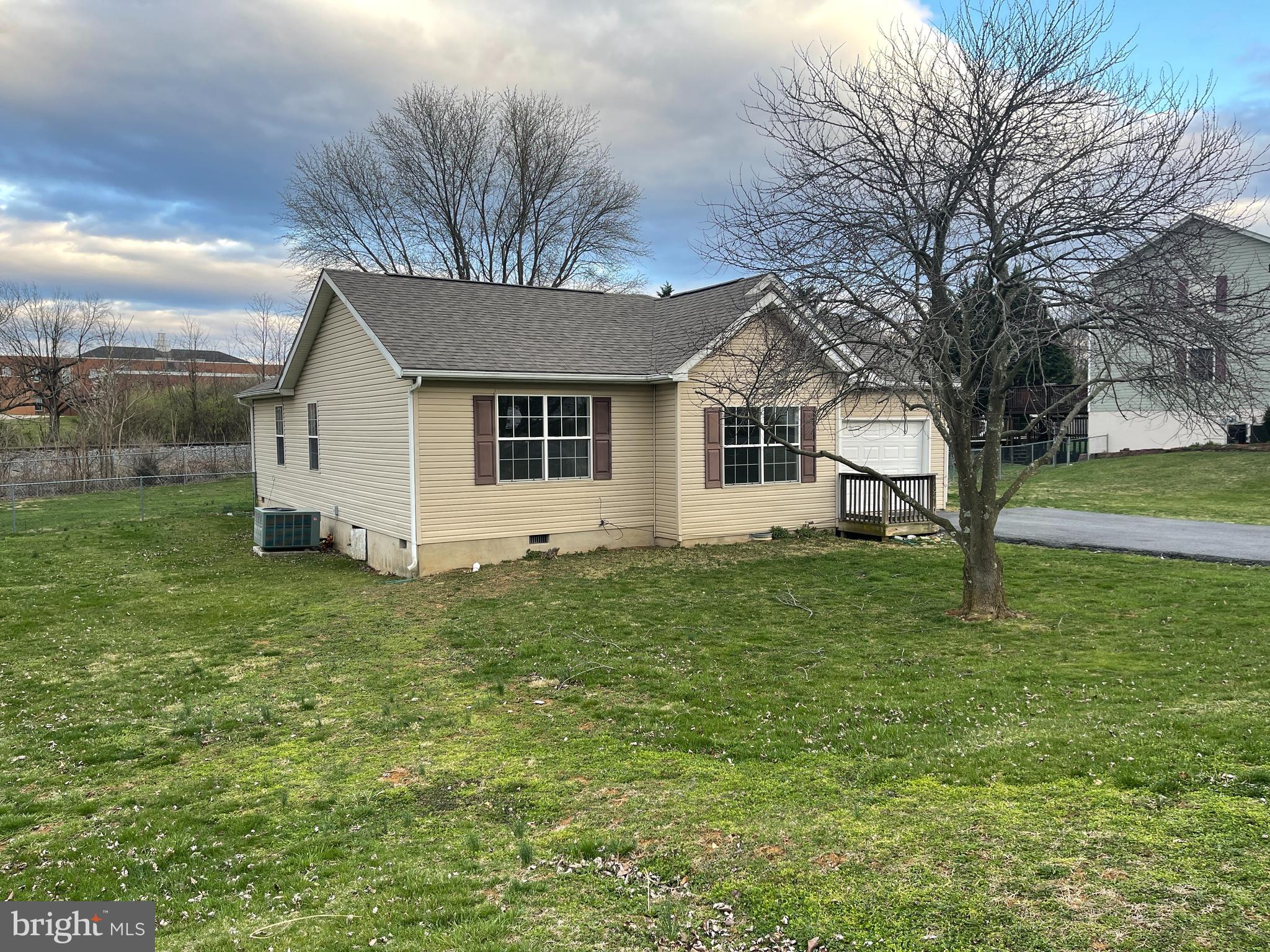 SYLVAN GROVE - Residential