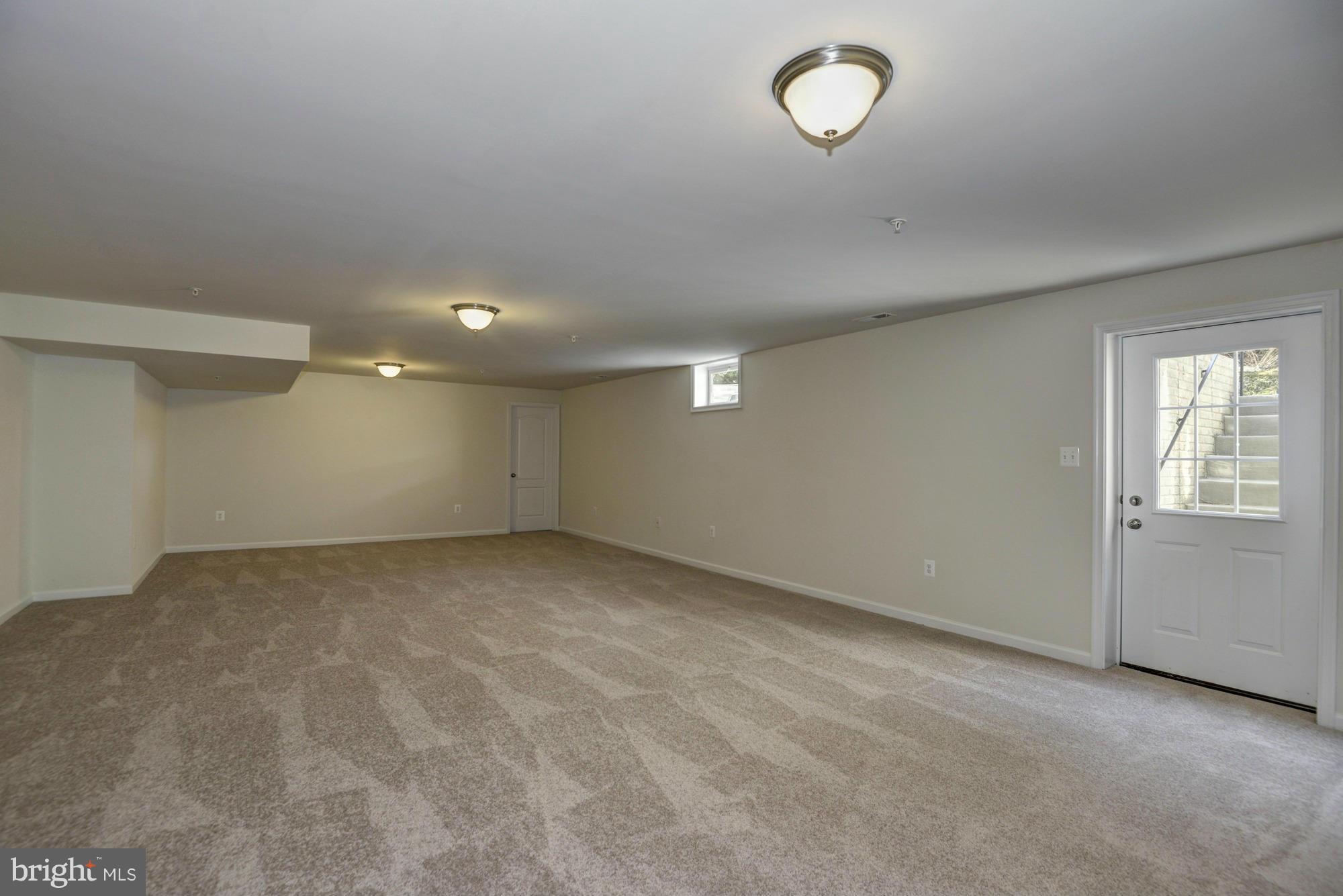 LINTON AT BALLENGER - Residential