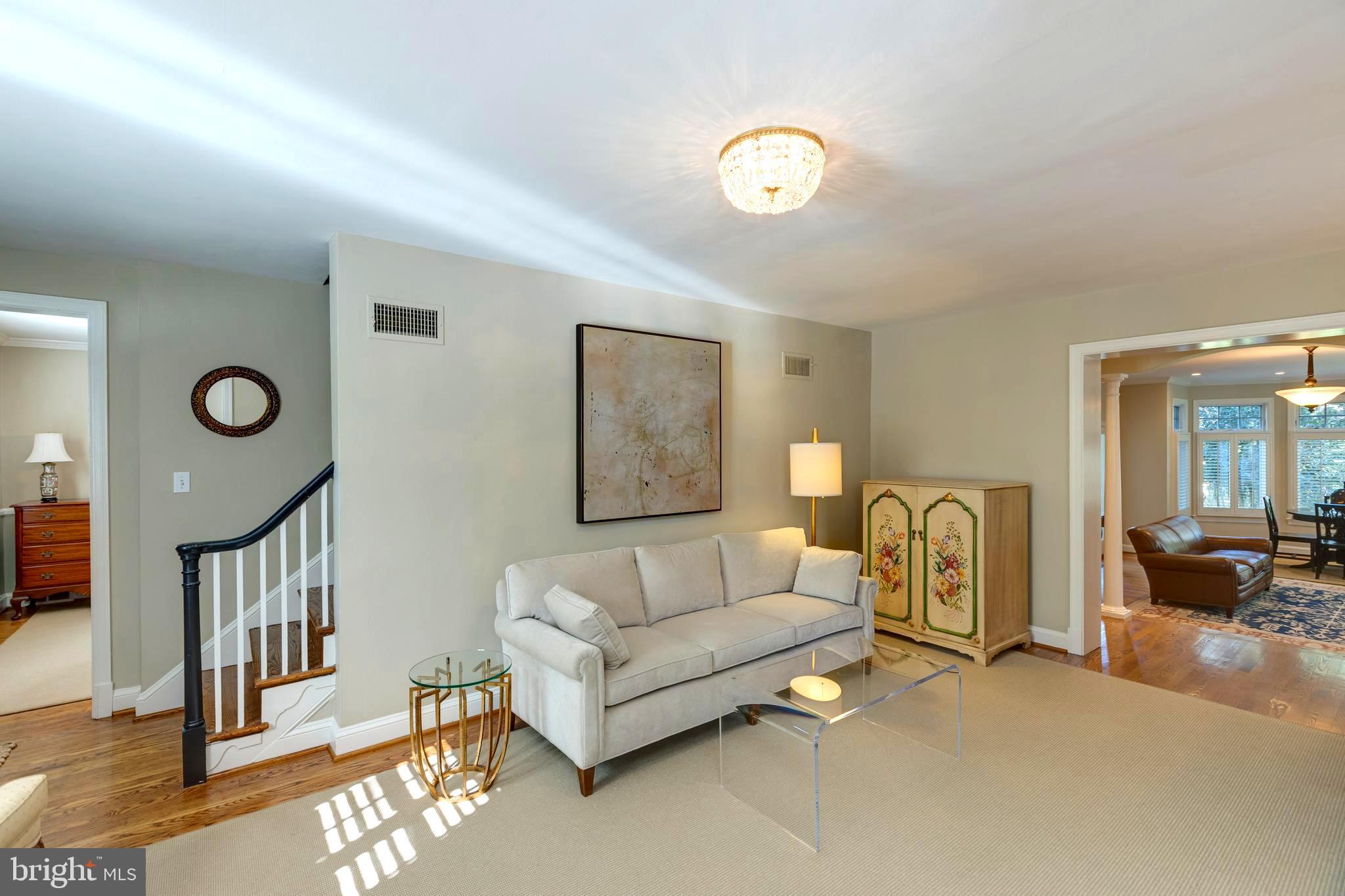 SUMMIT VEITCH - Residential