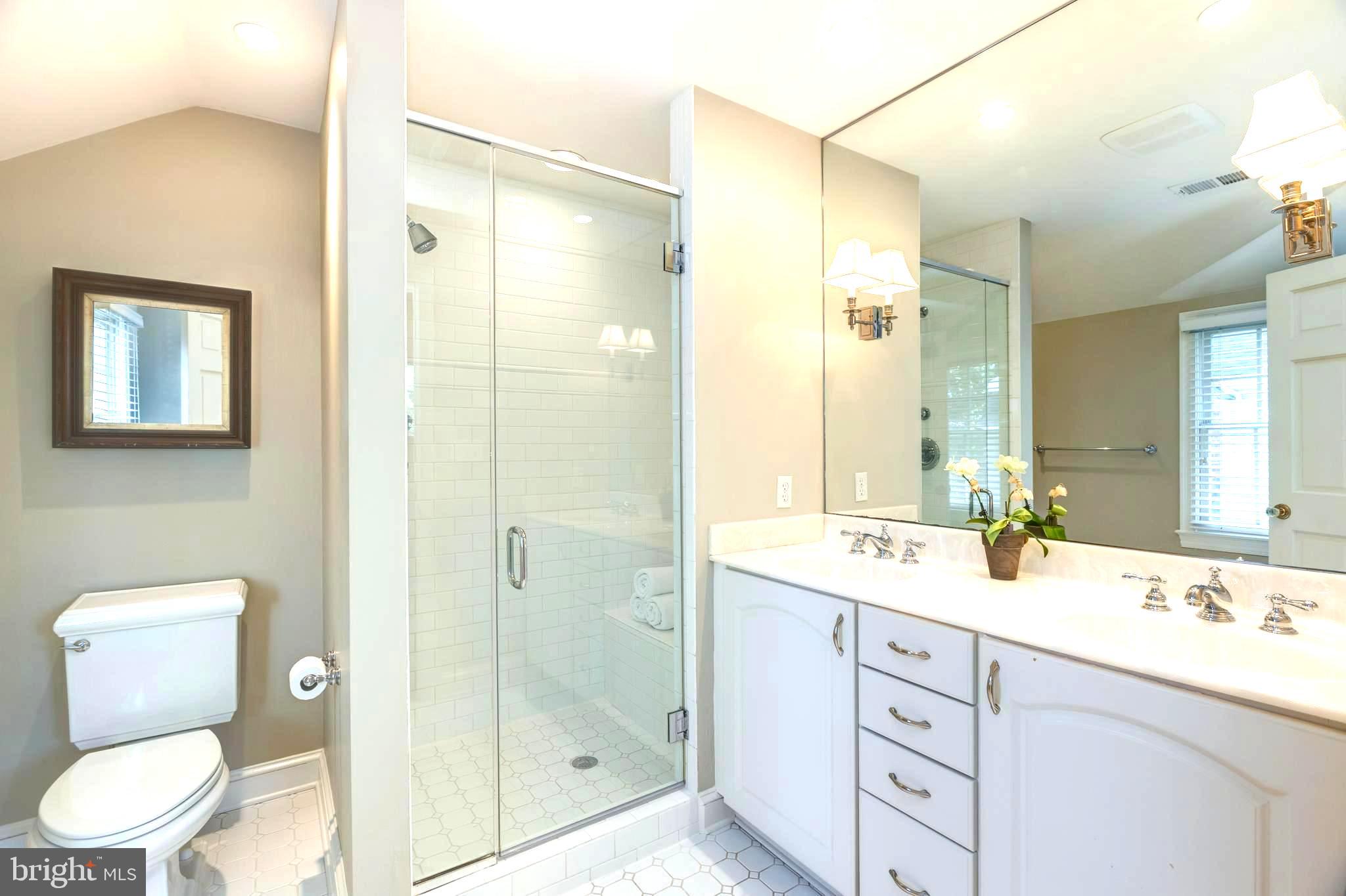 SUMMIT VEITCH - Residential