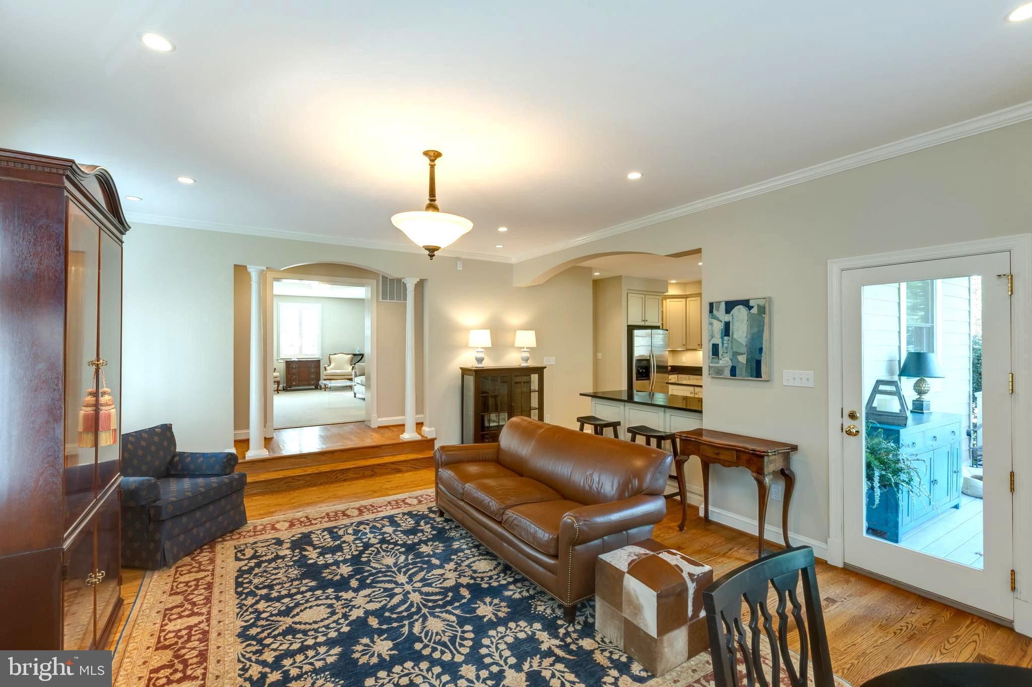 SUMMIT VEITCH - Residential