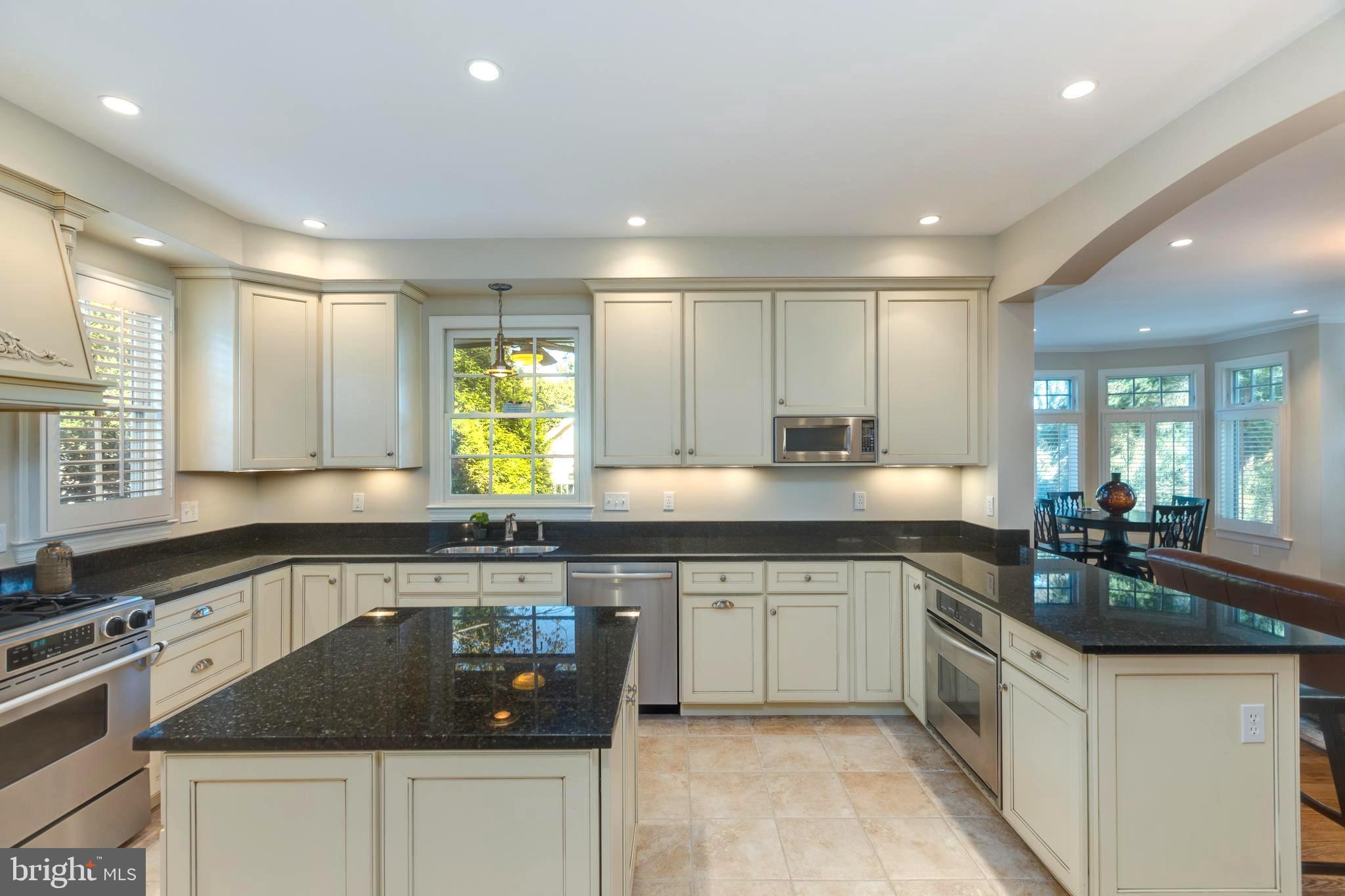 SUMMIT VEITCH - Residential