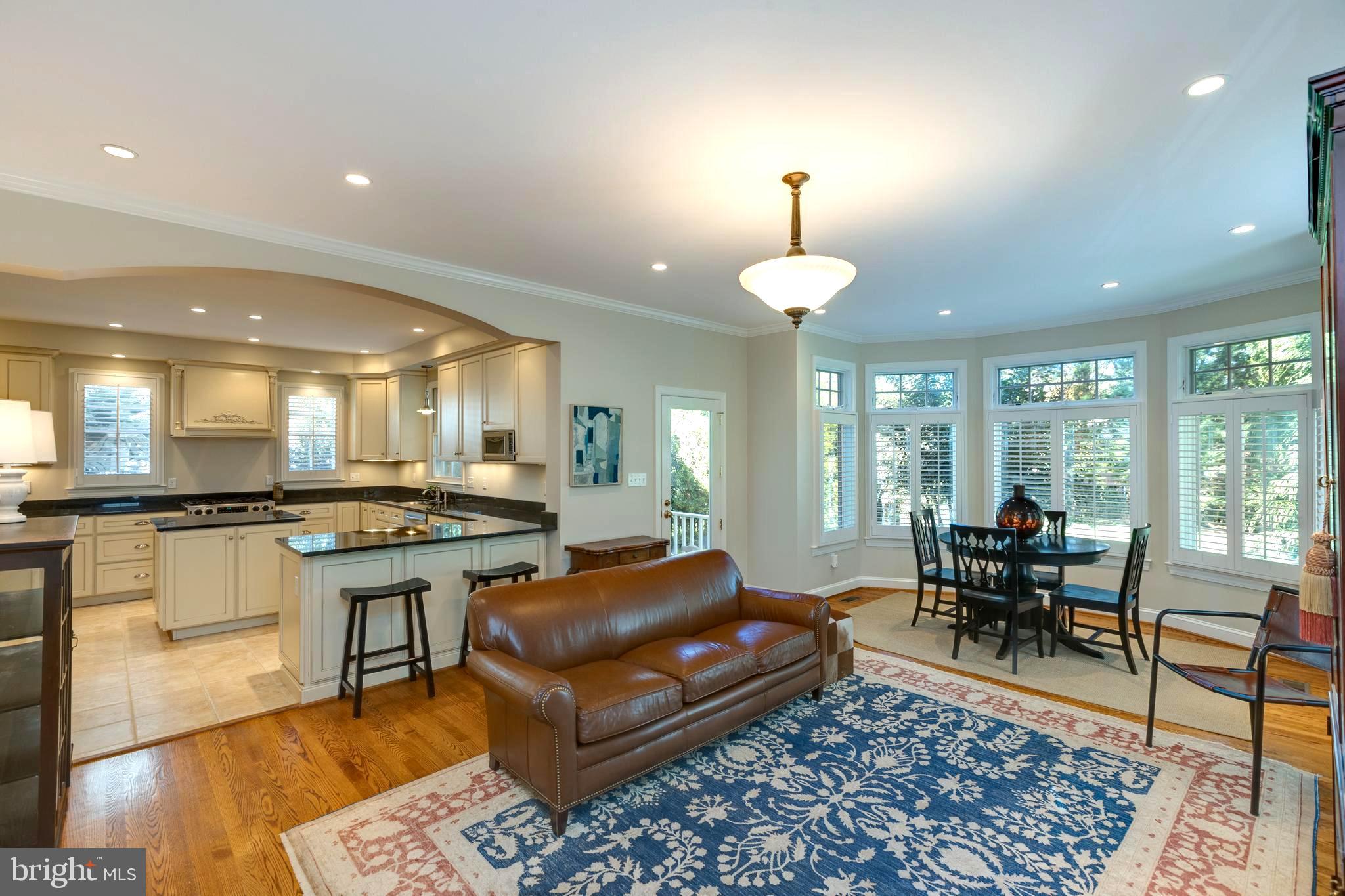 SUMMIT VEITCH - Residential