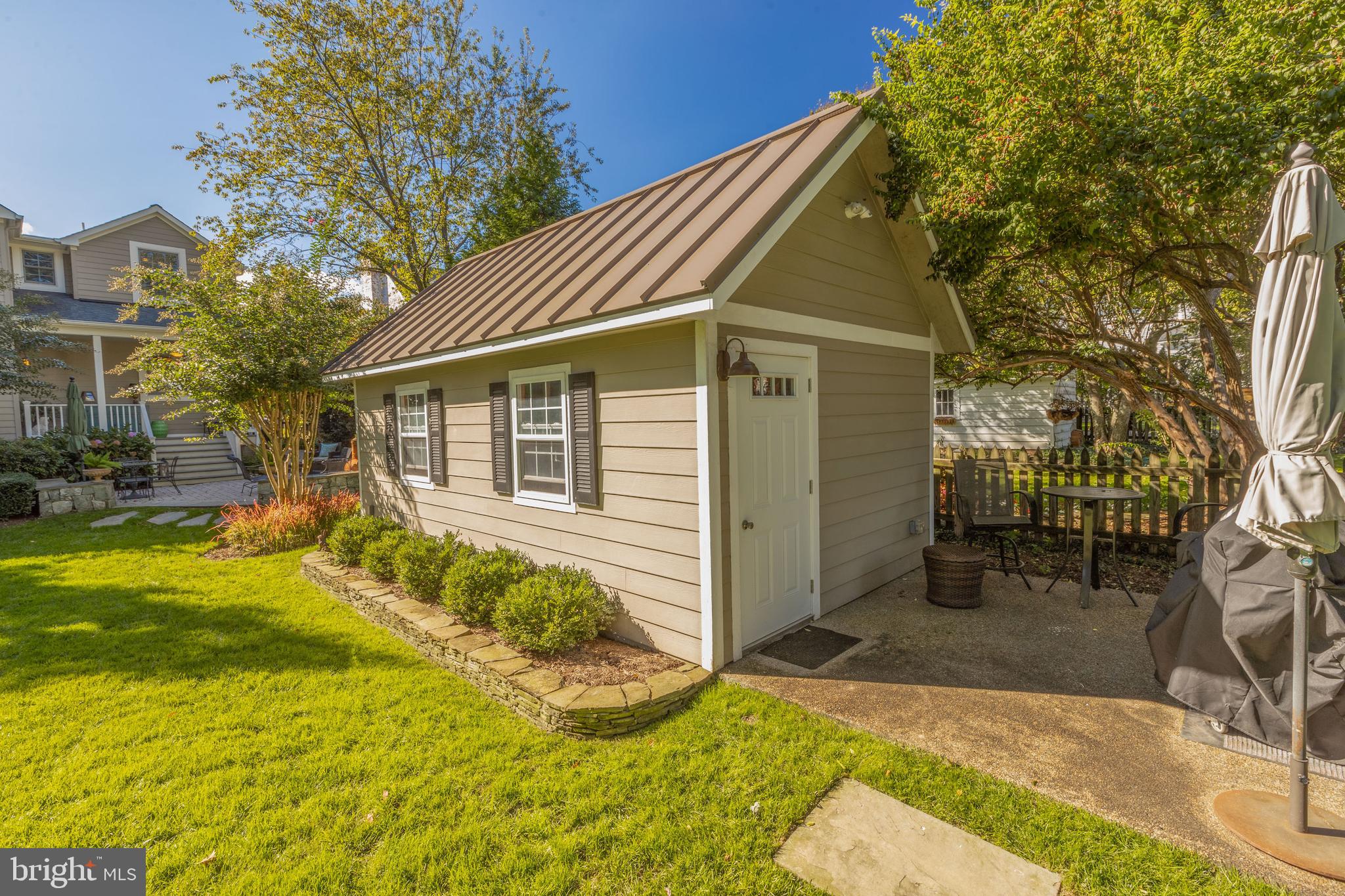 SUMMIT VEITCH - Residential