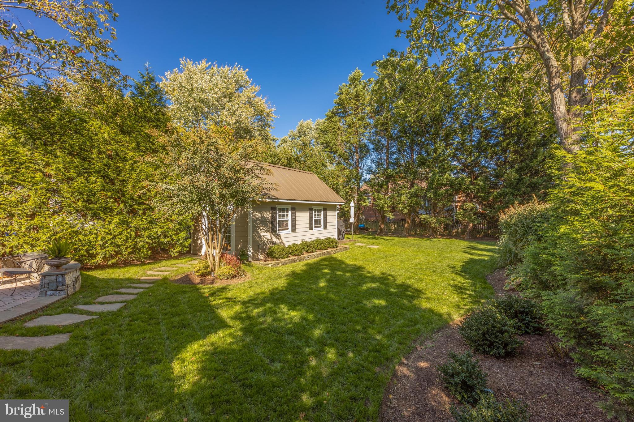 SUMMIT VEITCH - Residential