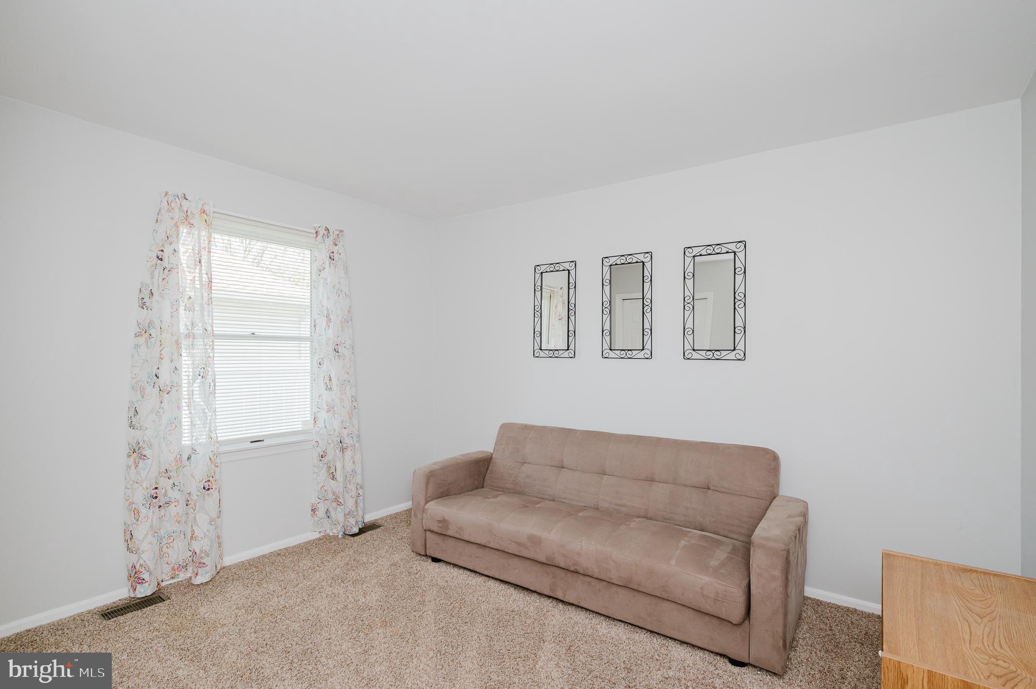 OLIVER BEACH - Residential