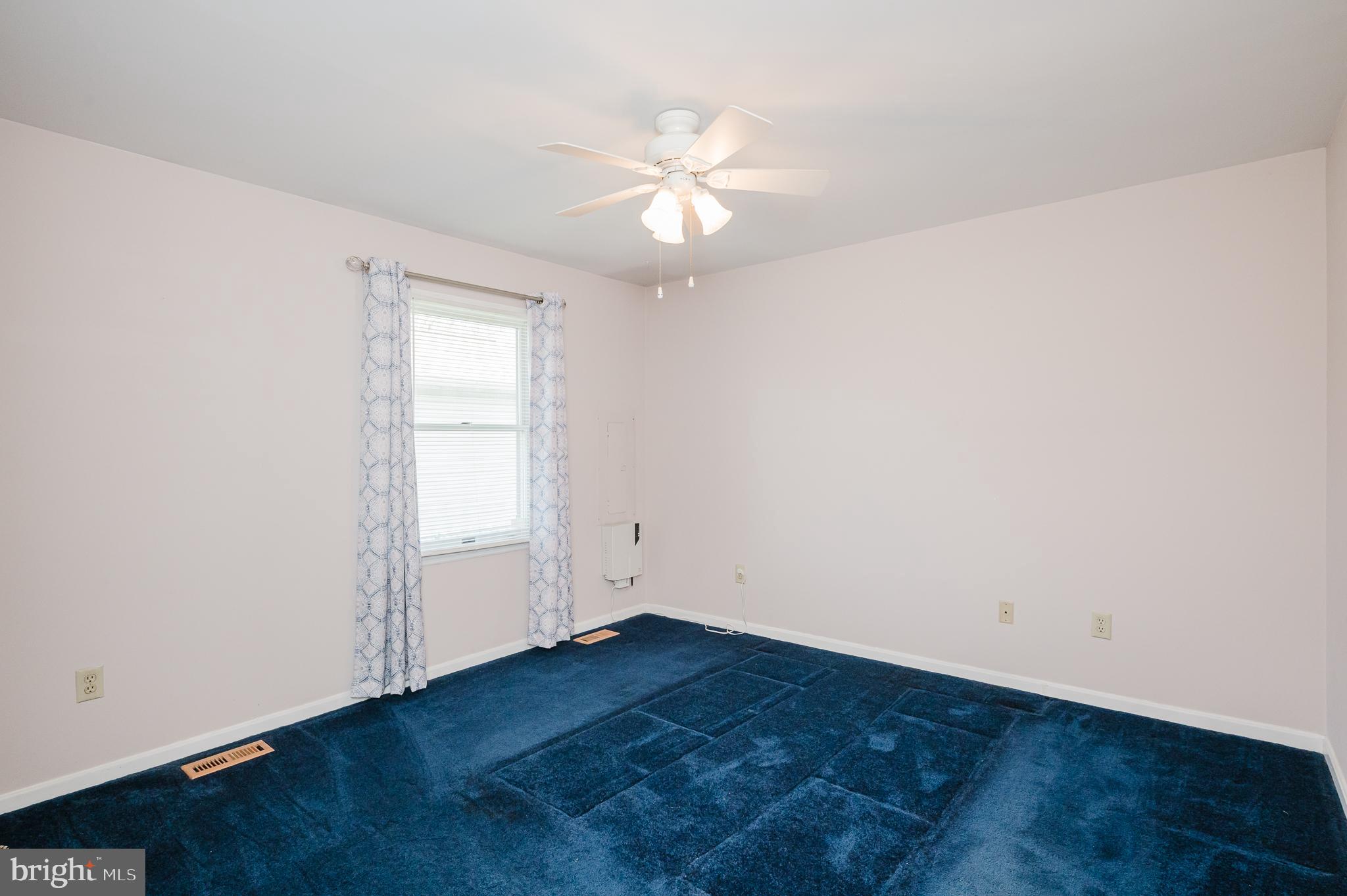 OLIVER BEACH - Residential