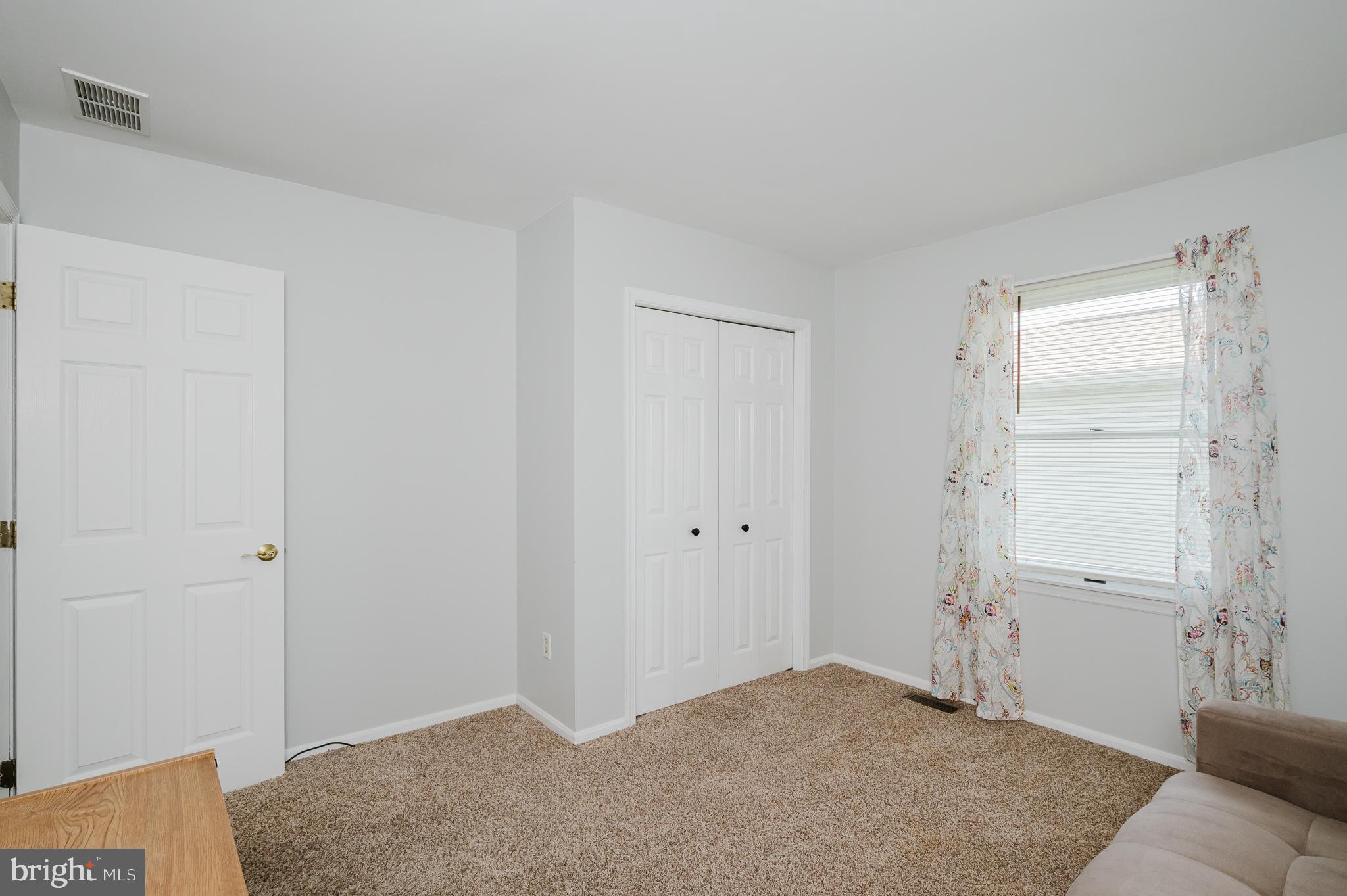 OLIVER BEACH - Residential