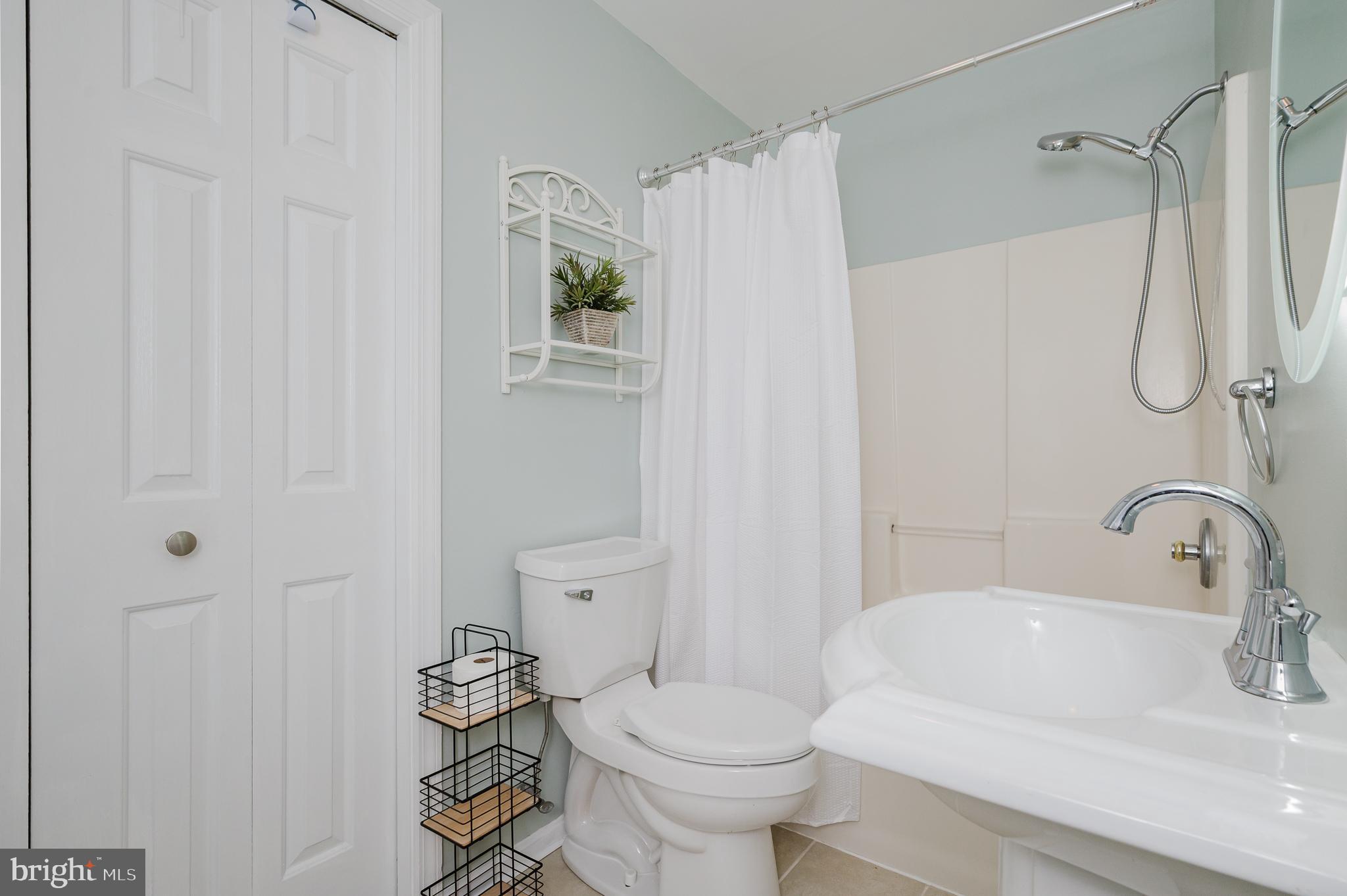 OLIVER BEACH - Residential