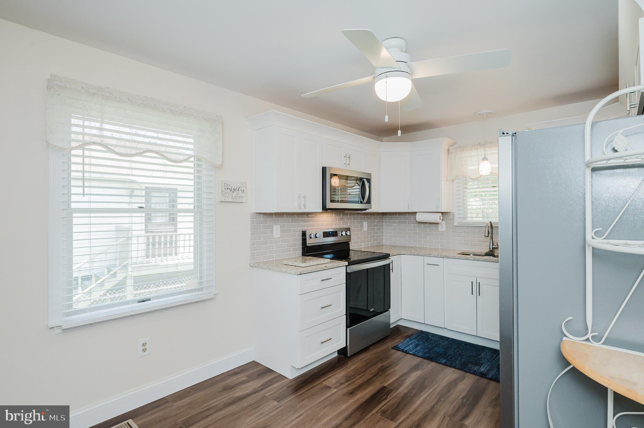 OLIVER BEACH - Residential