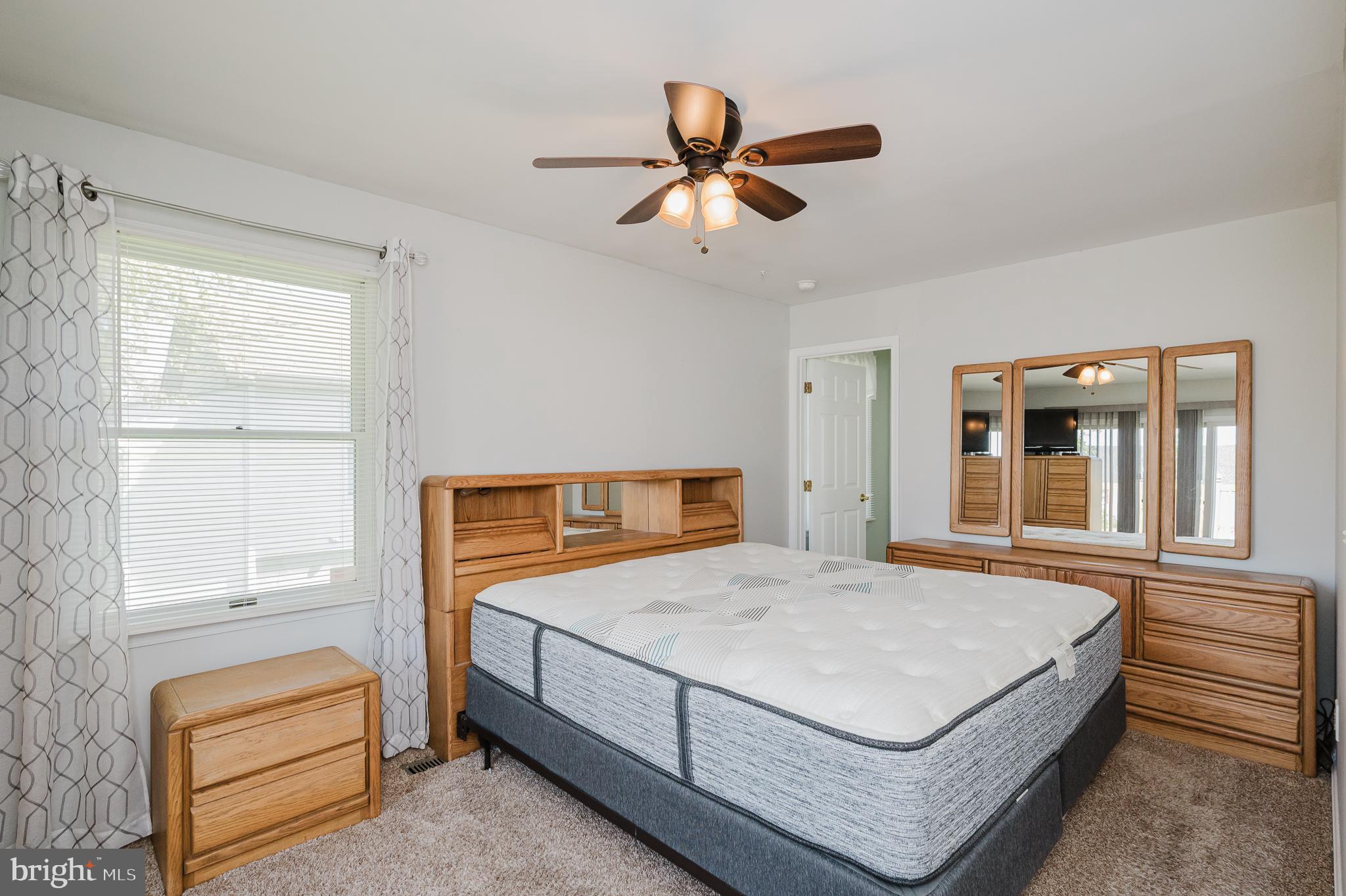 OLIVER BEACH - Residential