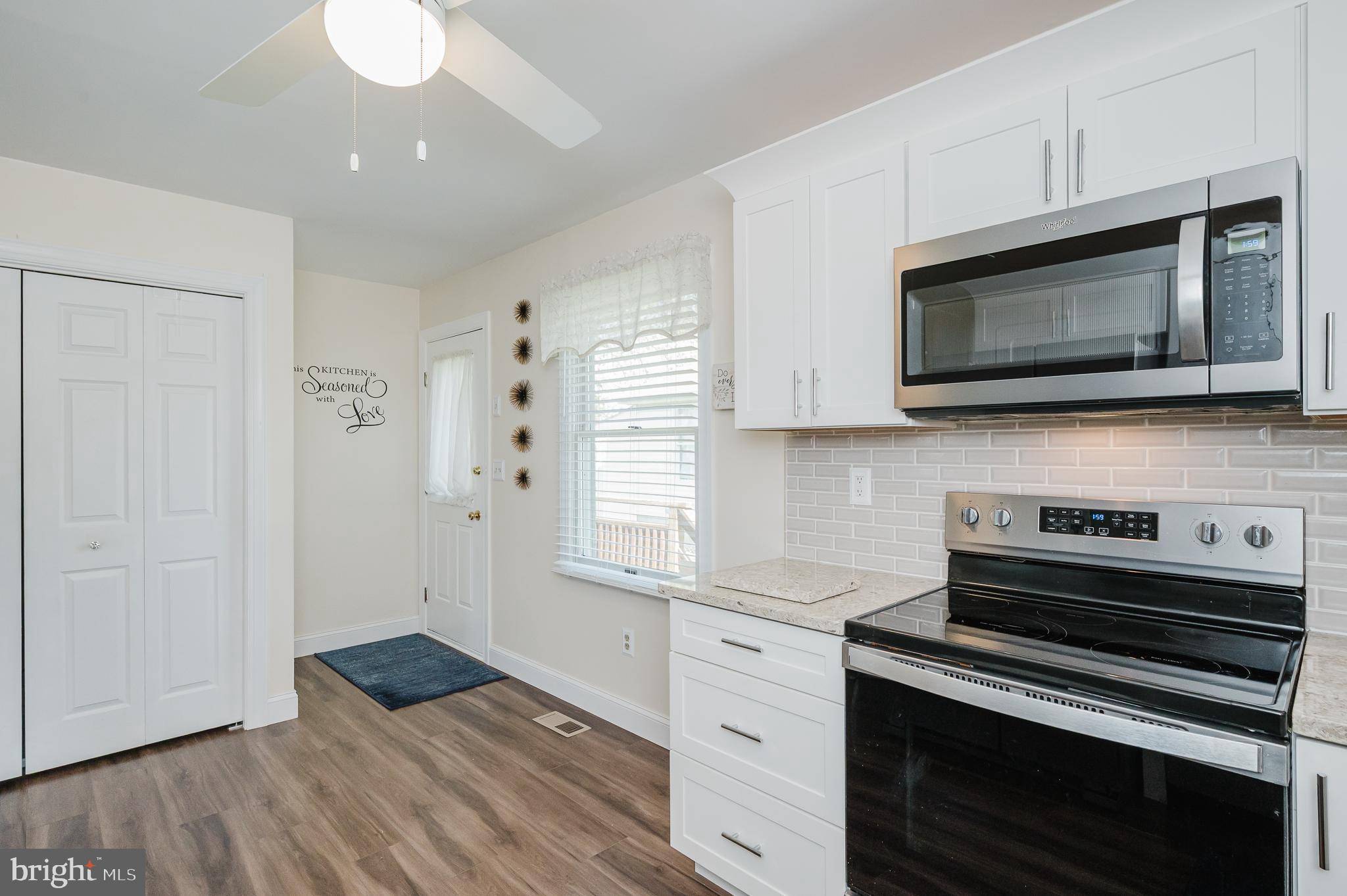 OLIVER BEACH - Residential