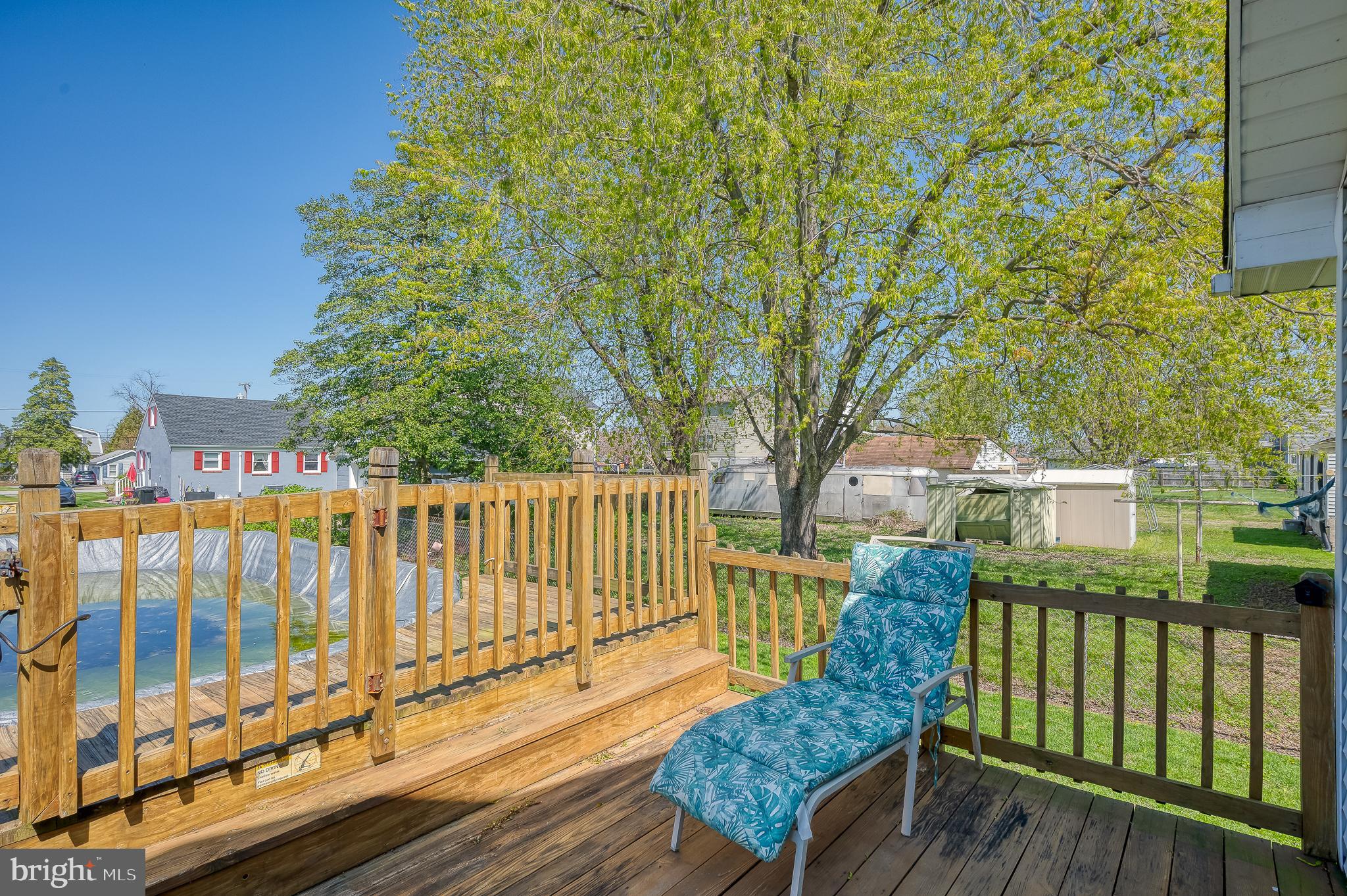 OLIVER BEACH - Residential