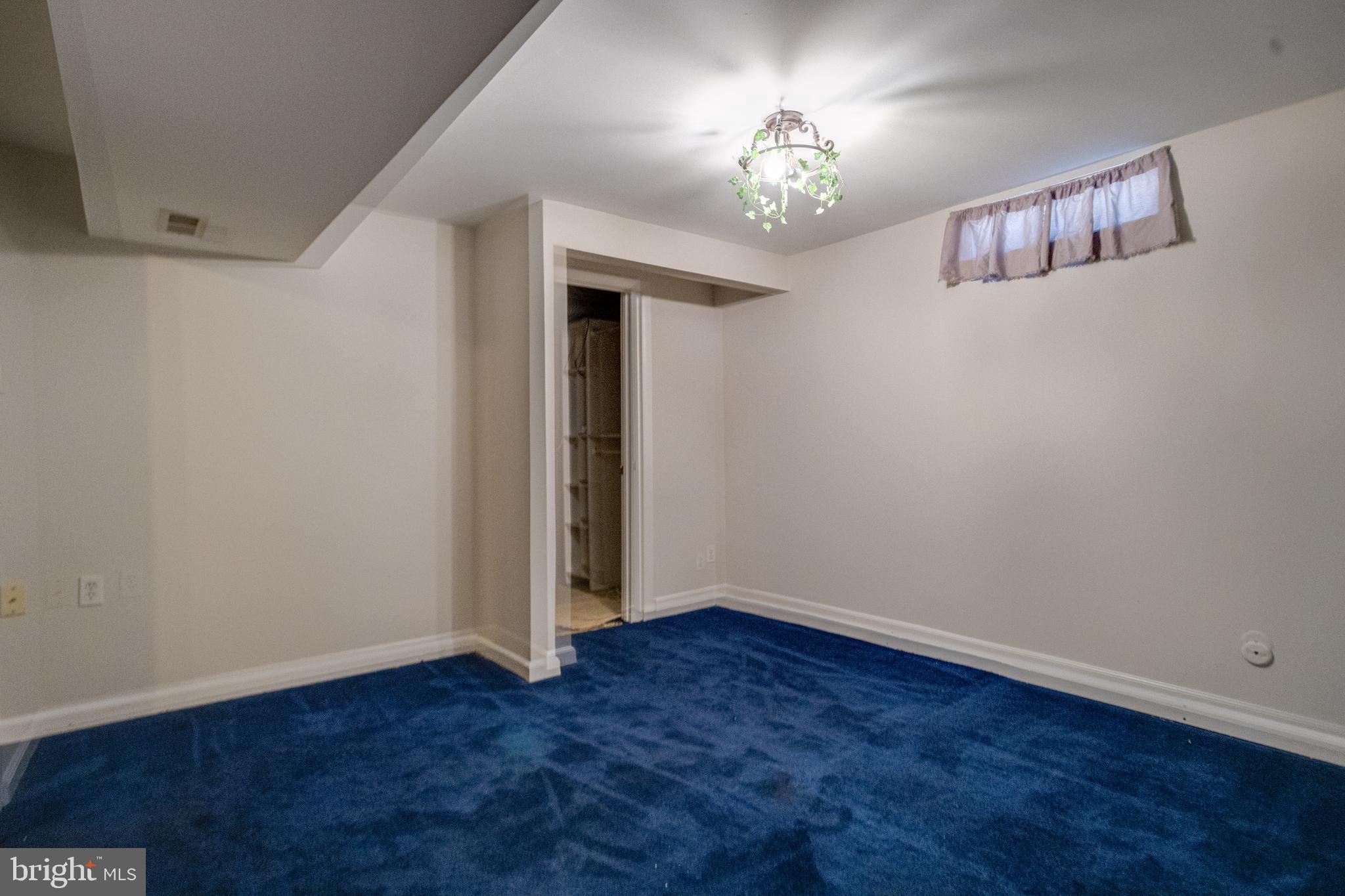 BROOKSHIRE - Residential