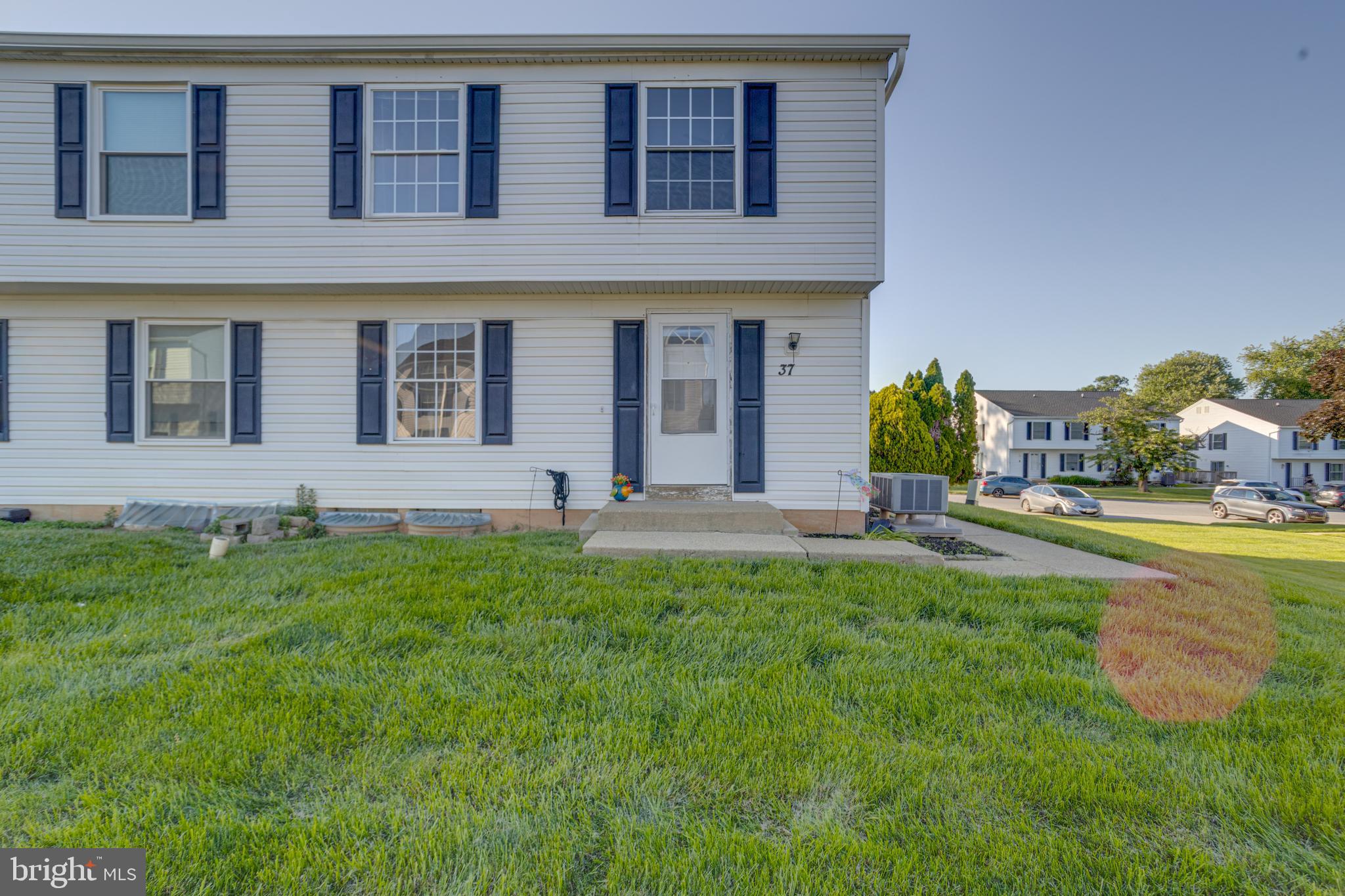 BROOKSHIRE - Residential