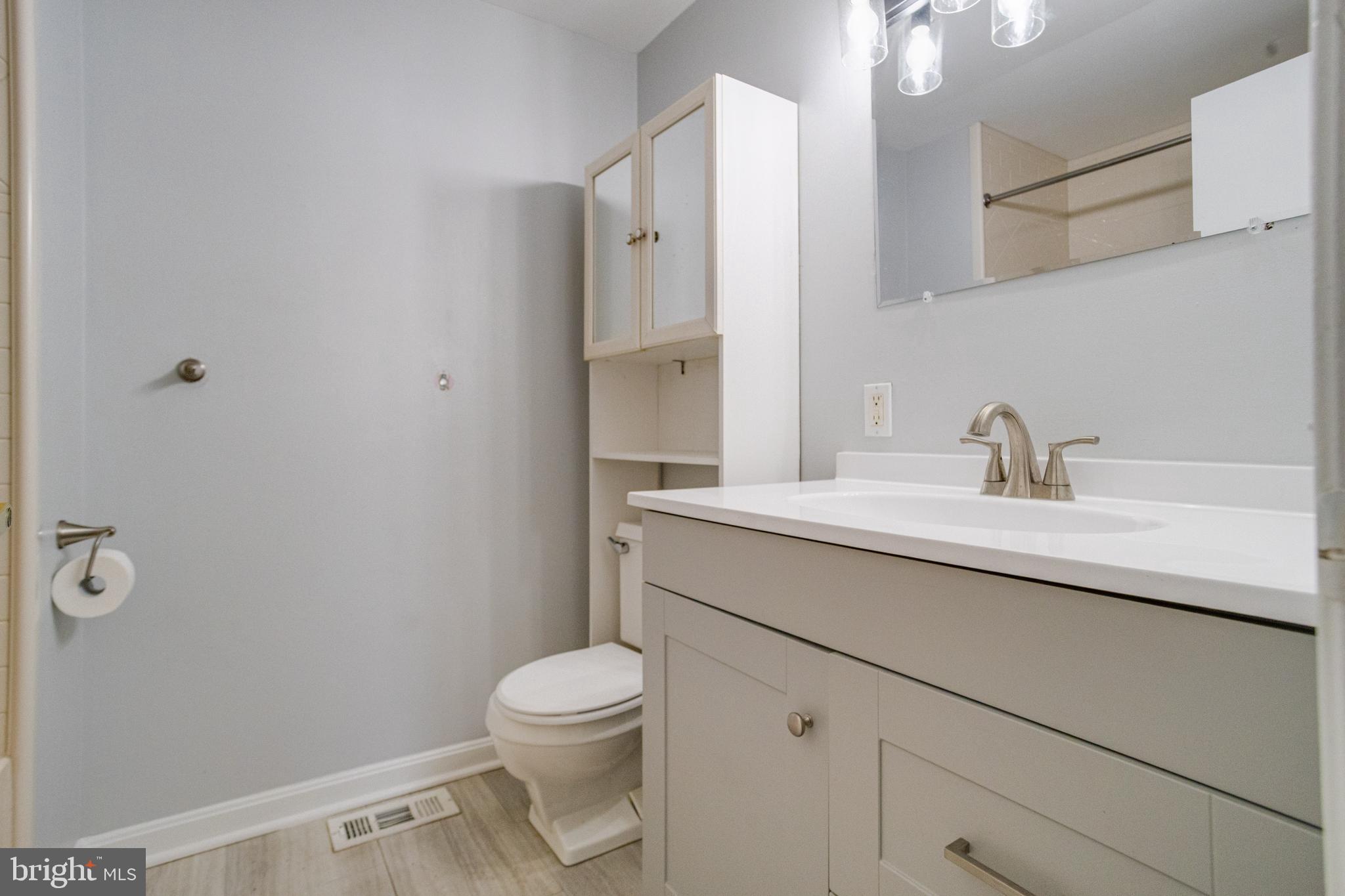 BROOKSHIRE - Residential