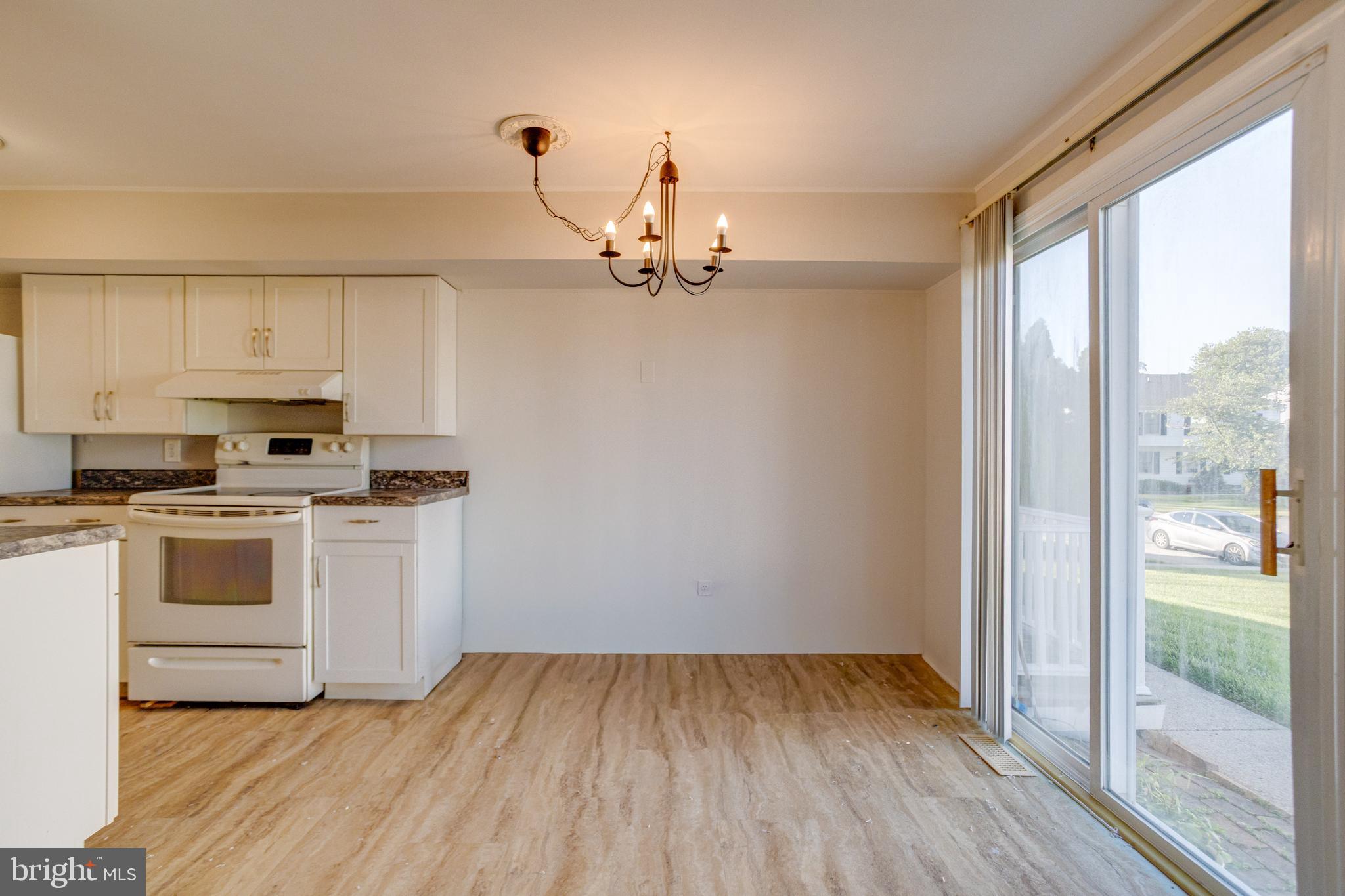 BROOKSHIRE - Residential