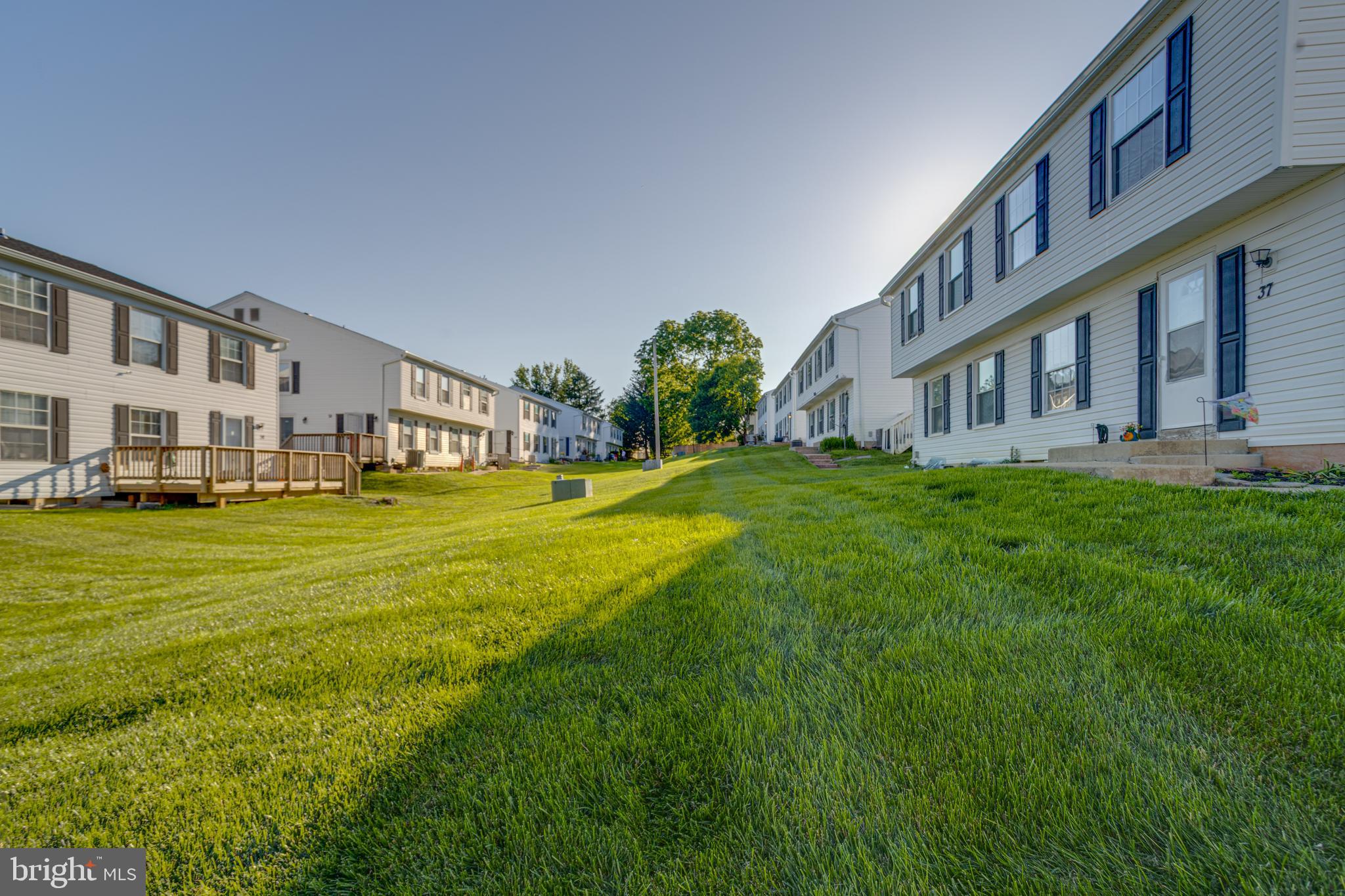 BROOKSHIRE - Residential