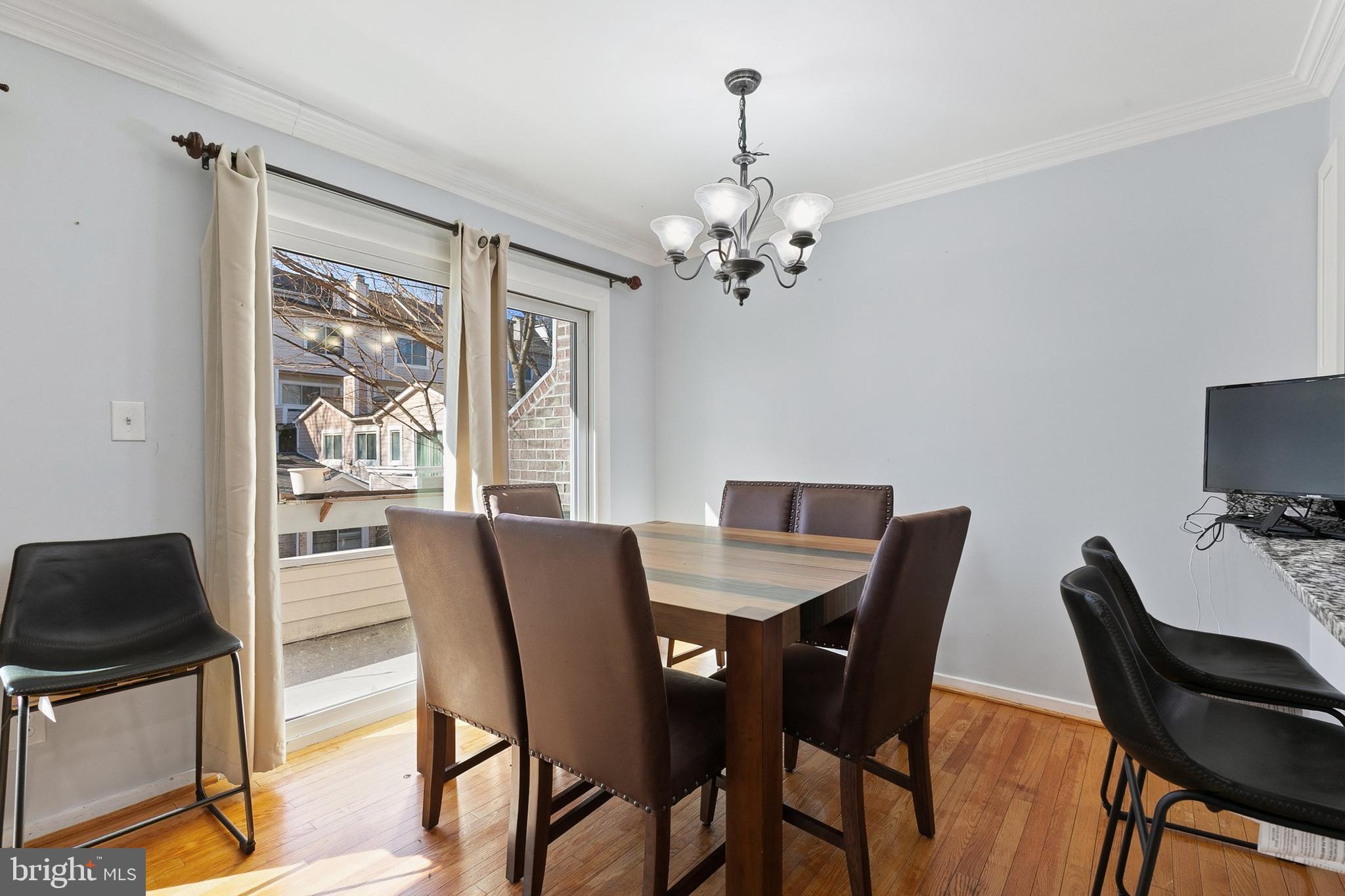 DOCKSIDE - Residential