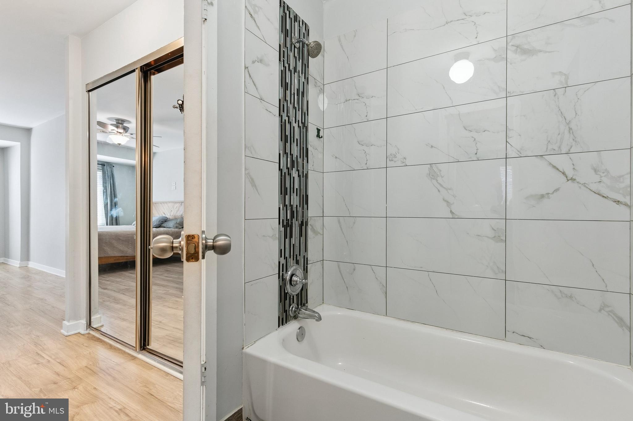 DOCKSIDE - Residential