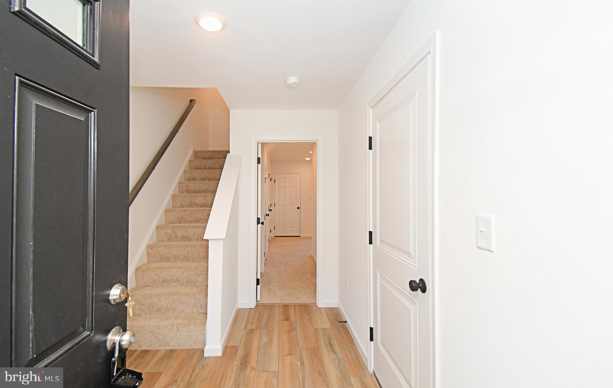 FAIRVIEW SQUARE - Residential Lease