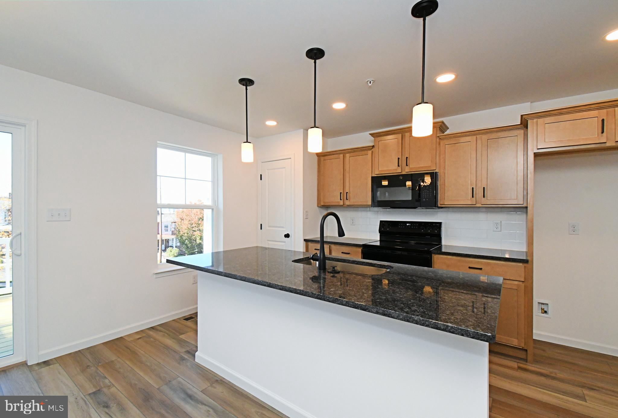 FAIRVIEW SQUARE - Residential Lease