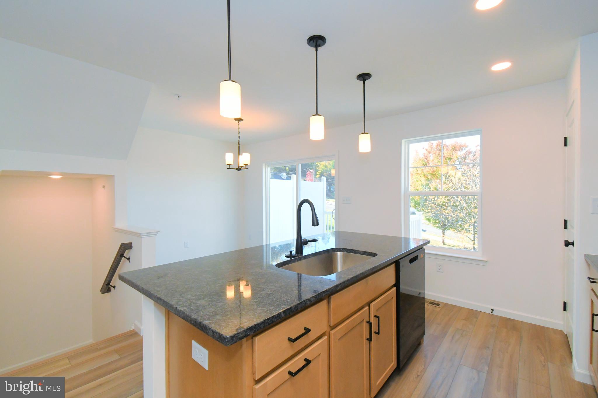 FAIRVIEW SQUARE - Residential Lease