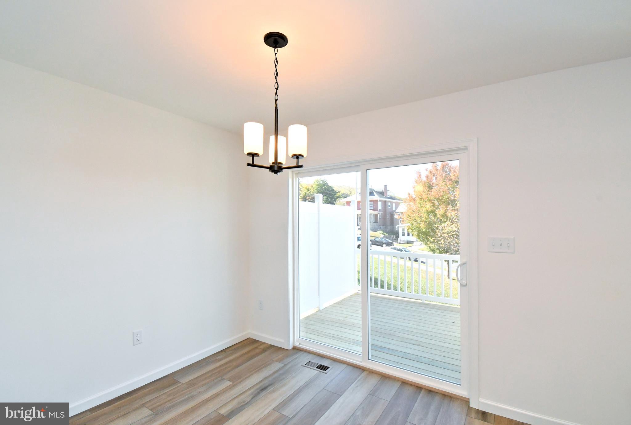 FAIRVIEW SQUARE - Residential Lease