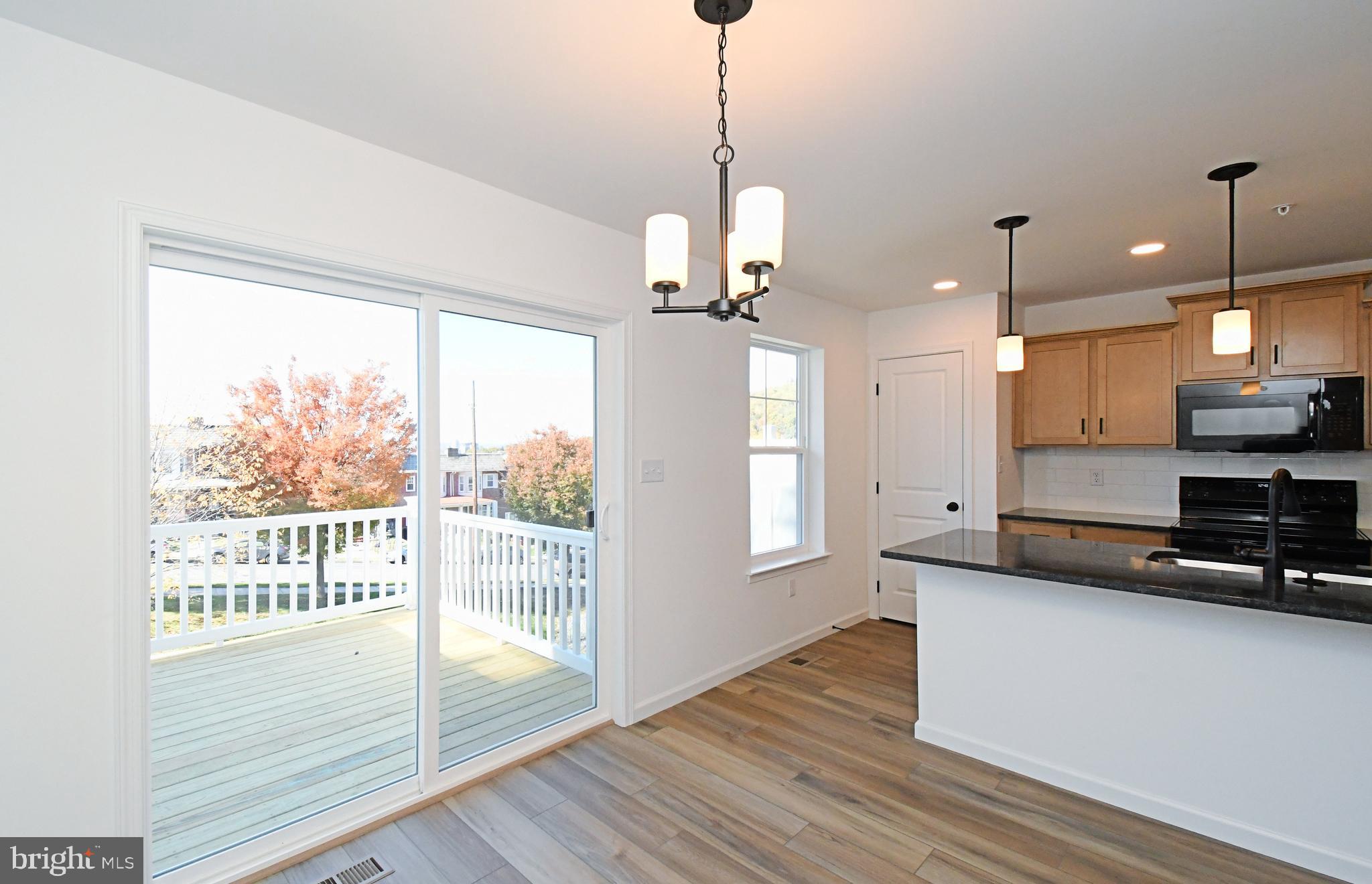 FAIRVIEW SQUARE - Residential Lease