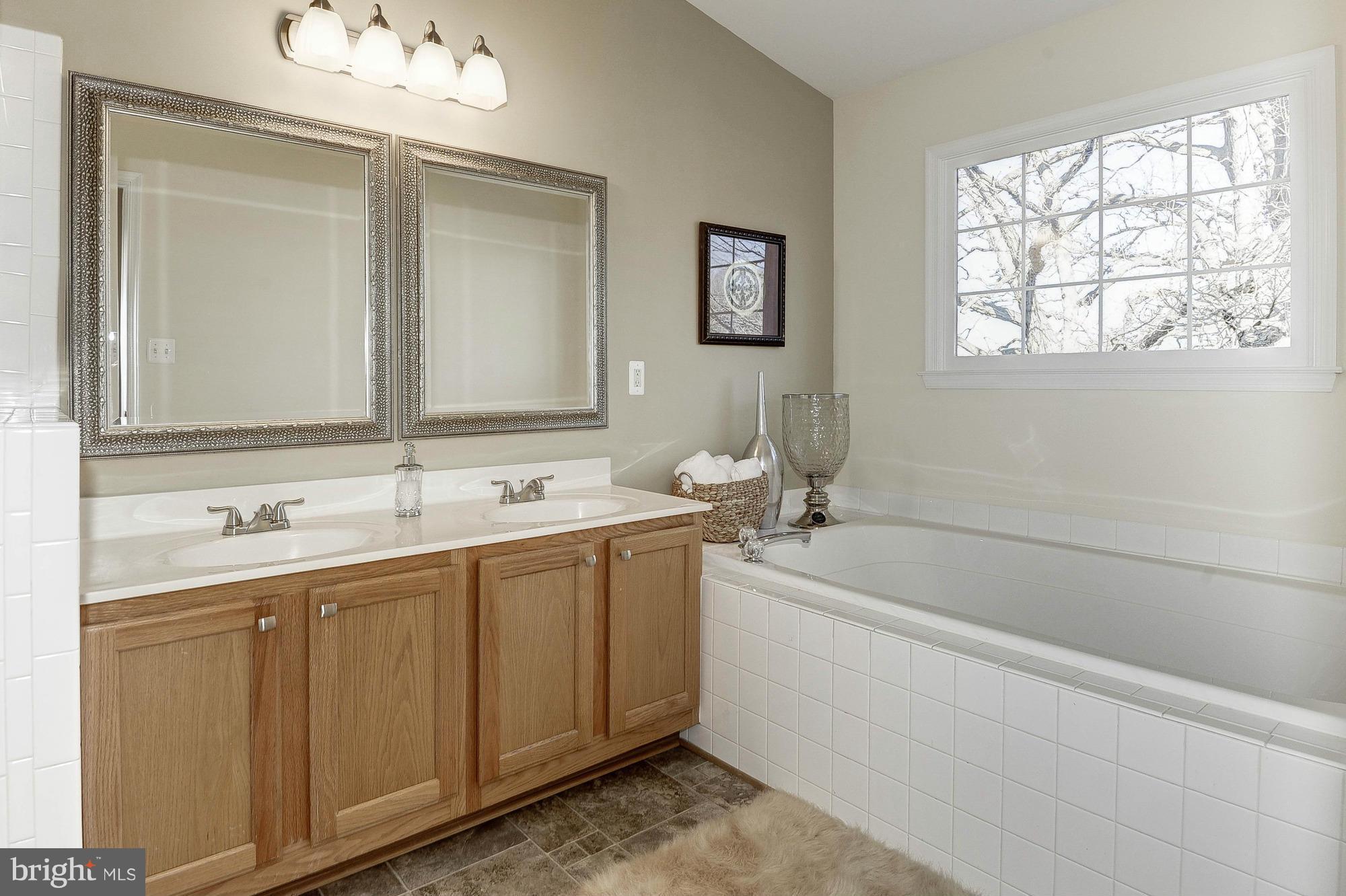 THE GLEN - Residential