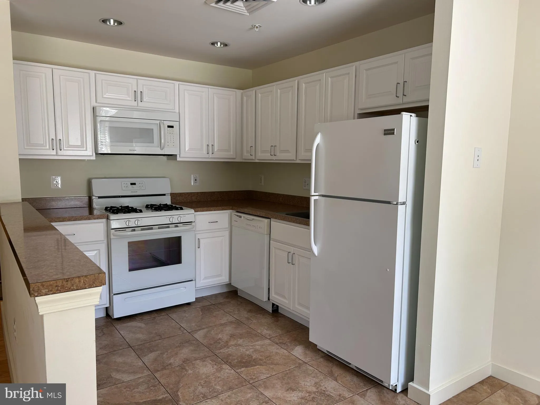 Wyncote, Pennsylvania 19095, United States, 1 Bedroom Bedrooms, ,1 BathroomBathrooms,Residential,Active,189654