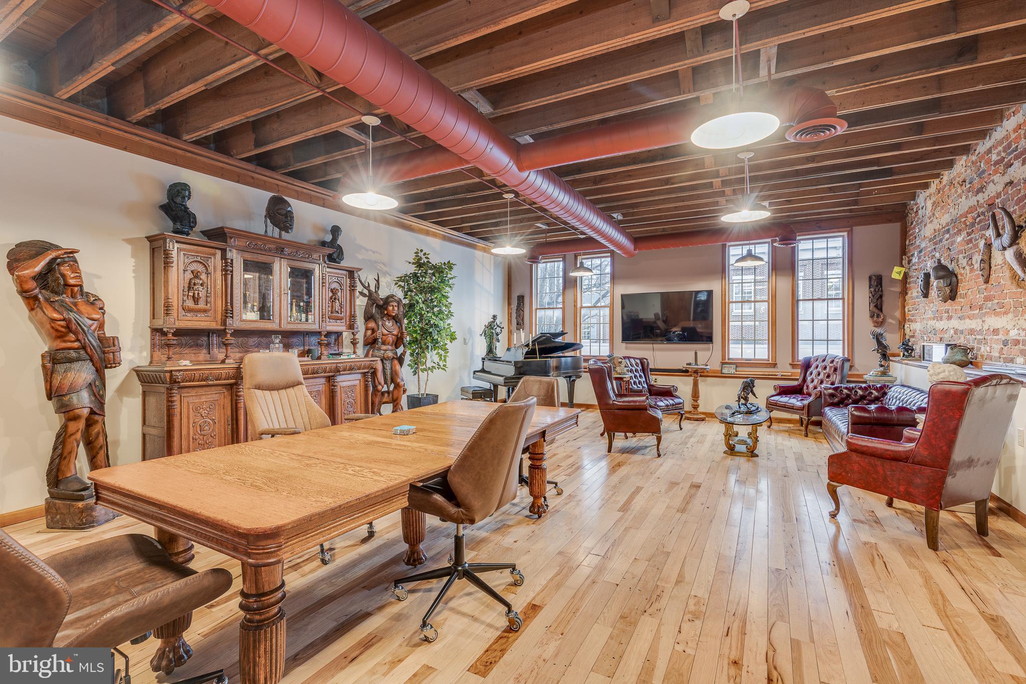 16 MILL STREET -18