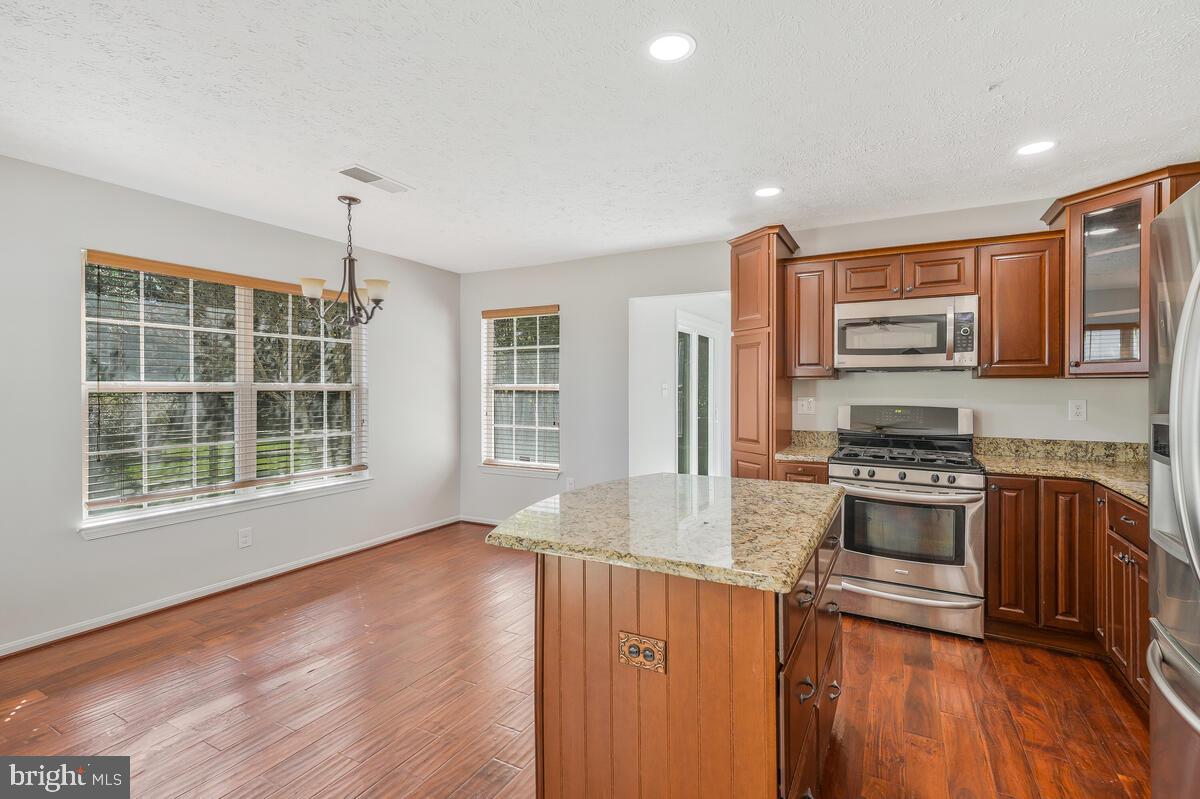 DORCHESTER - Residential