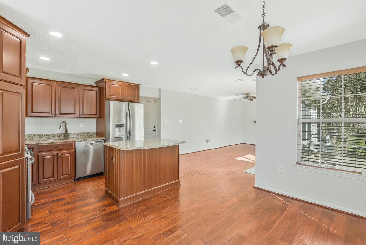 DORCHESTER - Residential